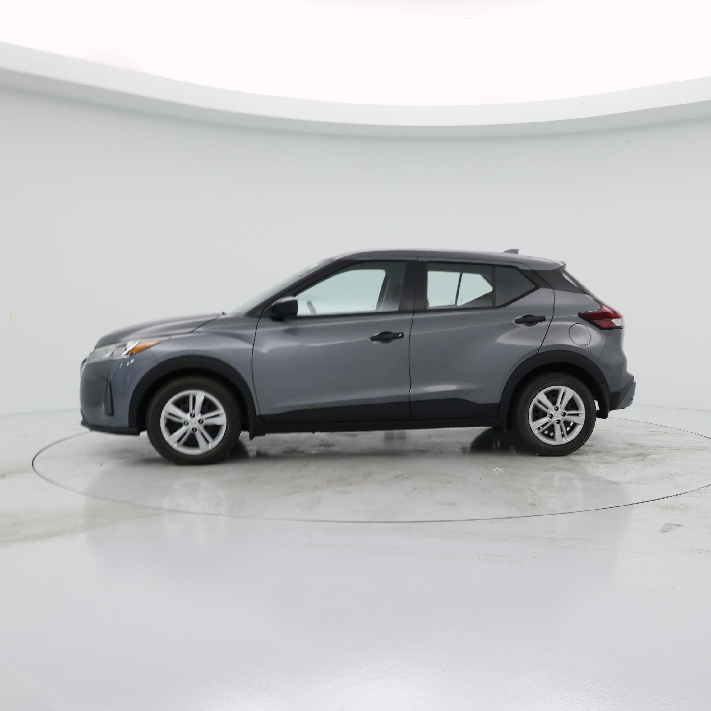 Thumbnail: 2022 Nissan Kicks - 3