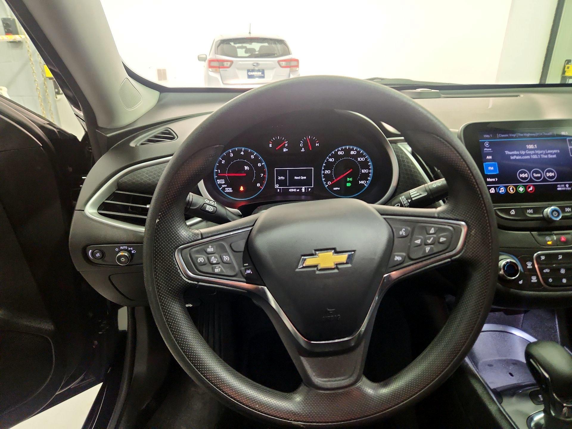 Thumbnail: 2024 Chevrolet Malibu - 10