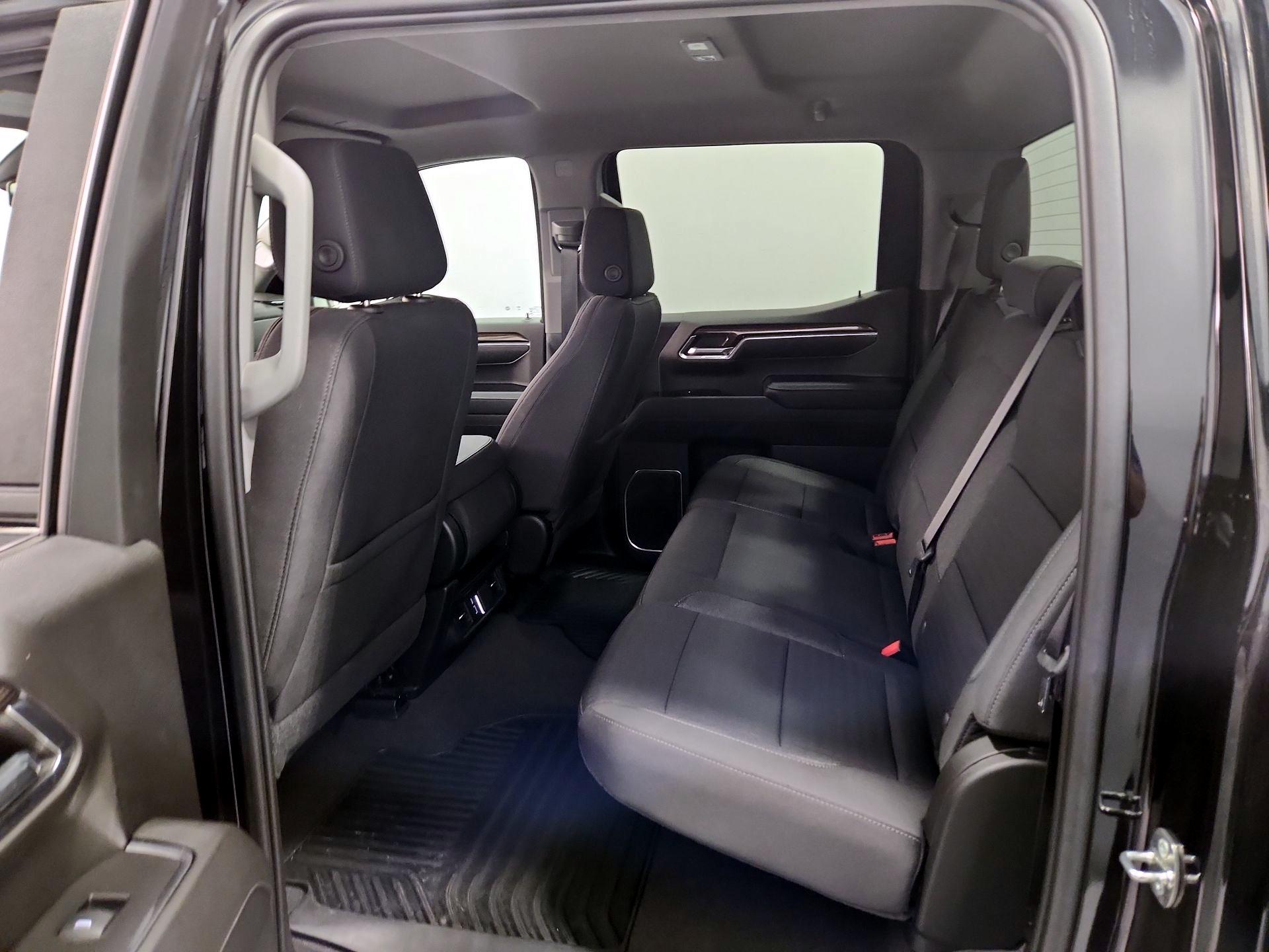 Thumbnail: 2023 Chevrolet Silverado 1500 - 19
