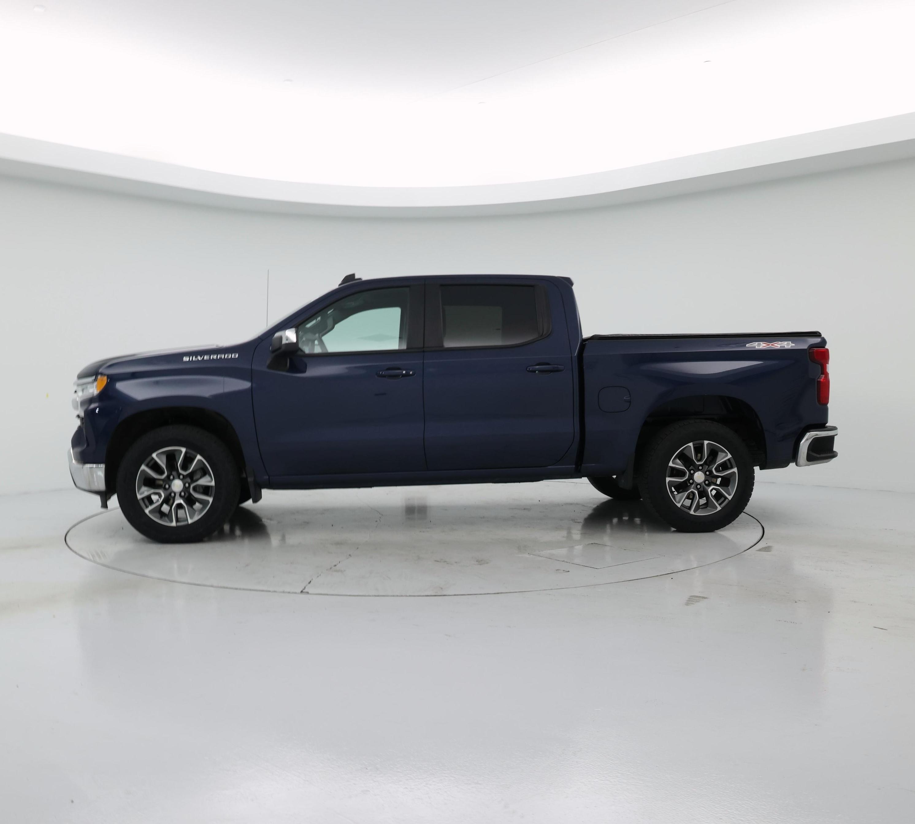 Thumbnail: 2023 Chevrolet Silverado 1500 - 3