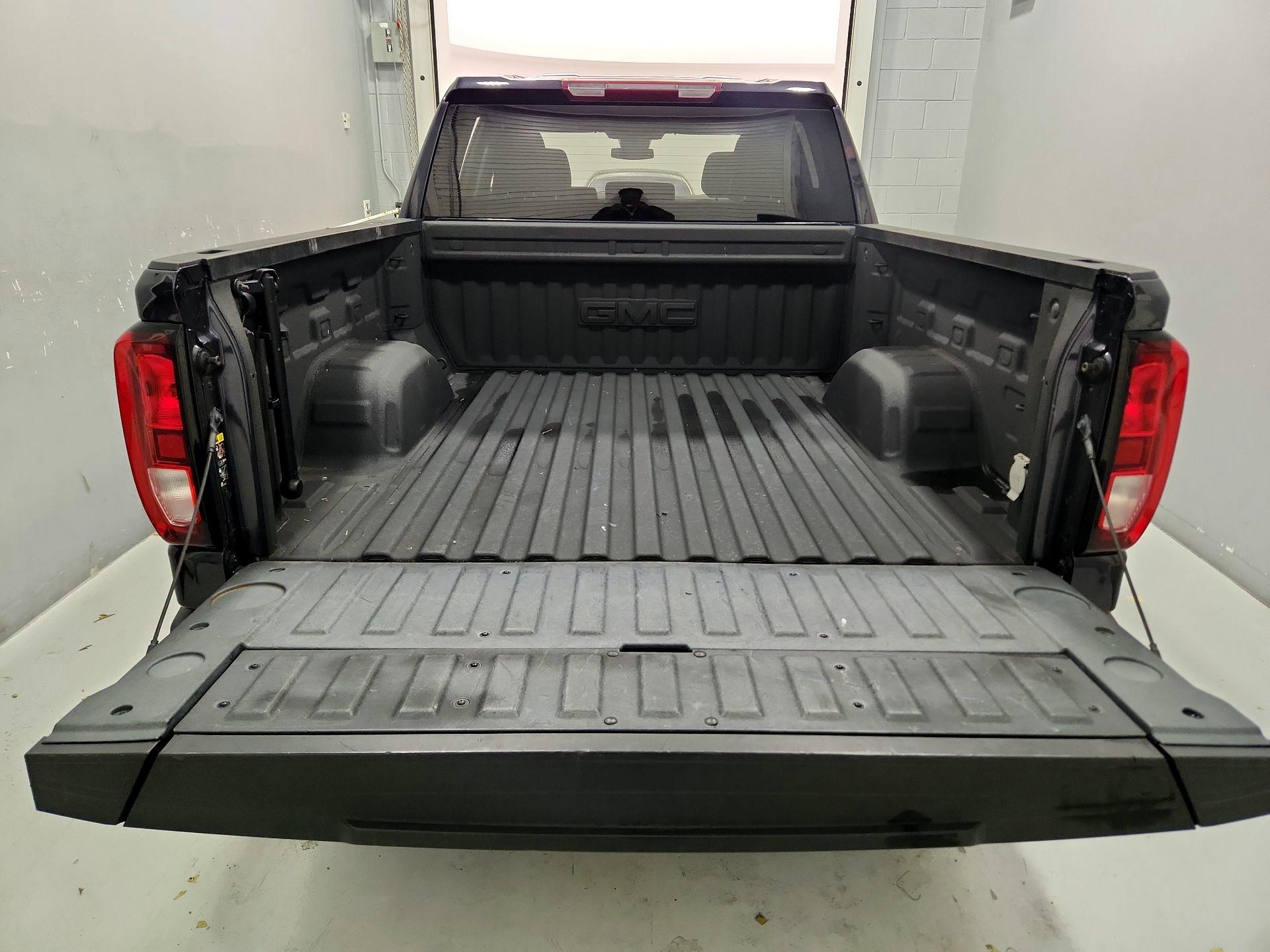 Thumbnail: 2022 GMC Sierra 1500 - 20
