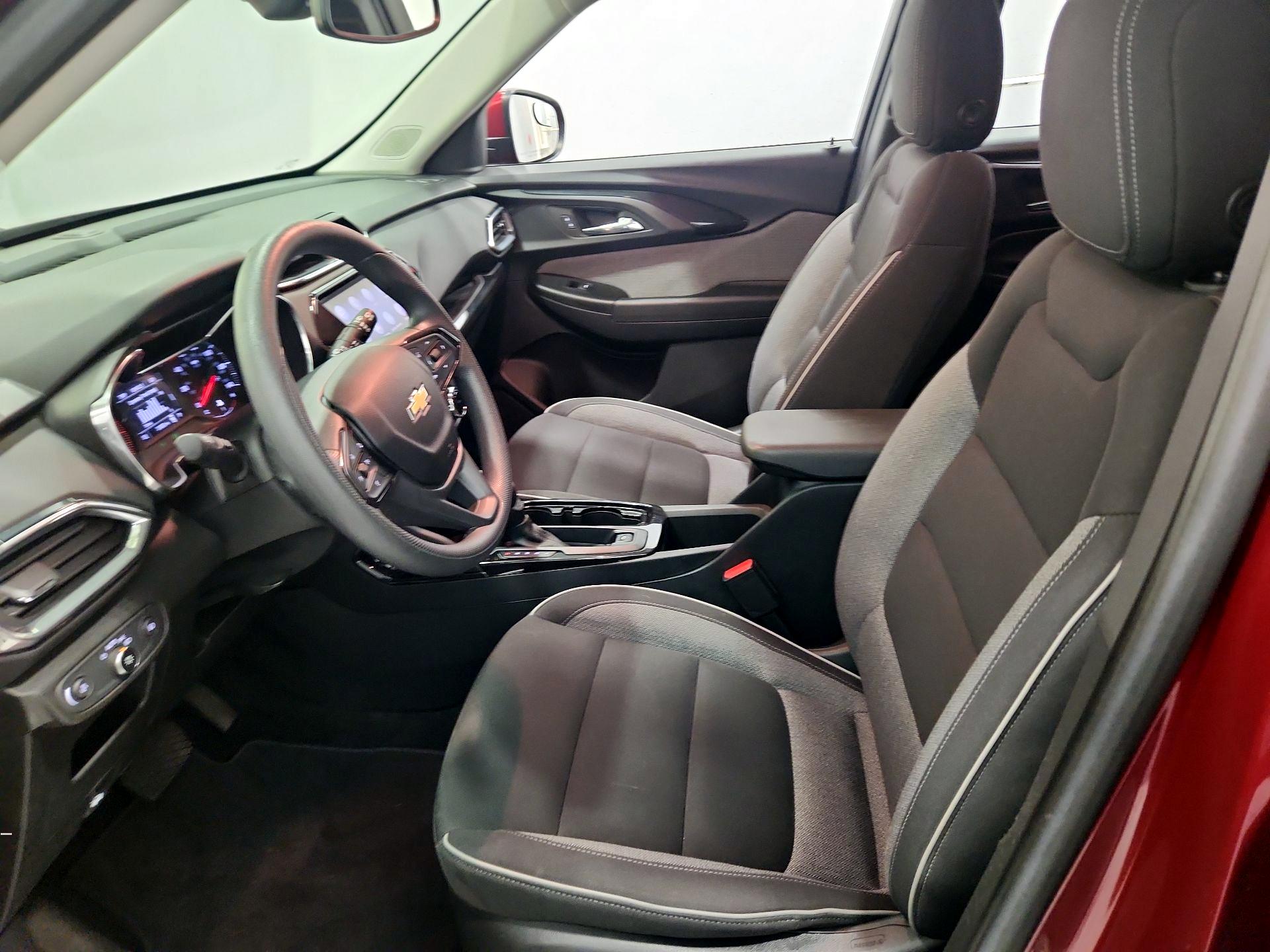 Thumbnail: 2023 Chevrolet TrailBlazer - 11