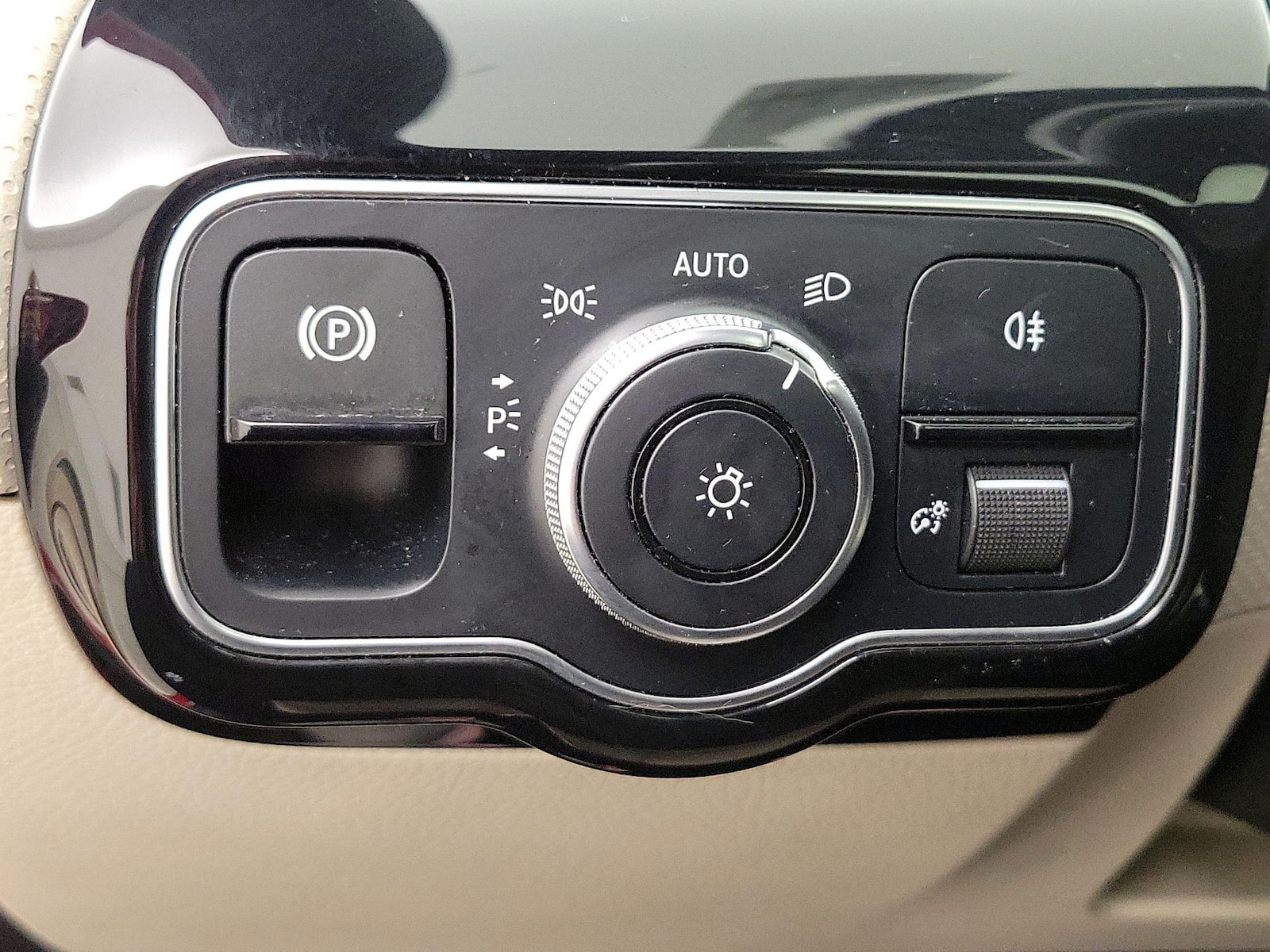 2019 Mercedes-Benz A-Class A220 - Photo 14