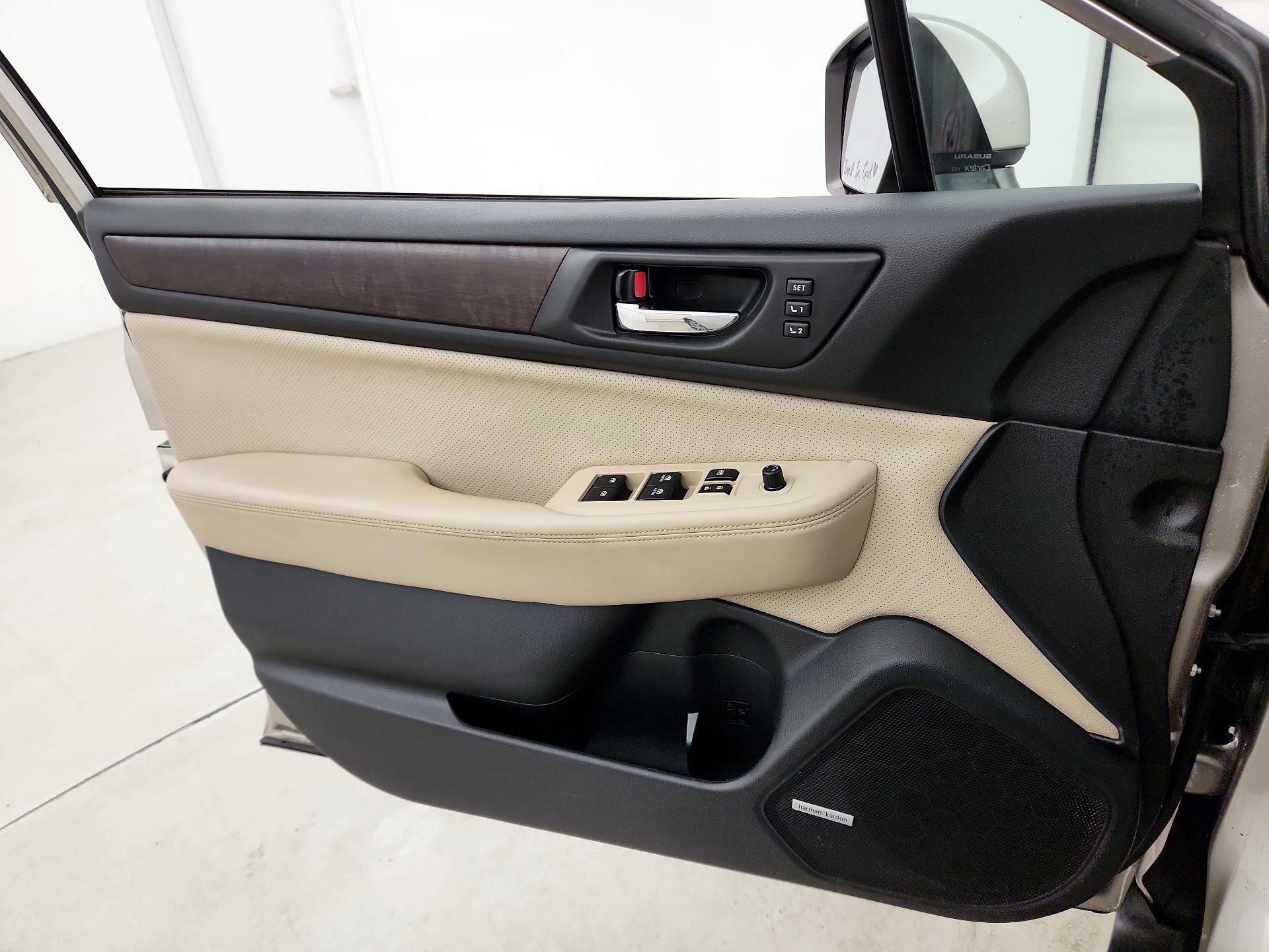 Thumbnail: 2015 Subaru Outback - 12