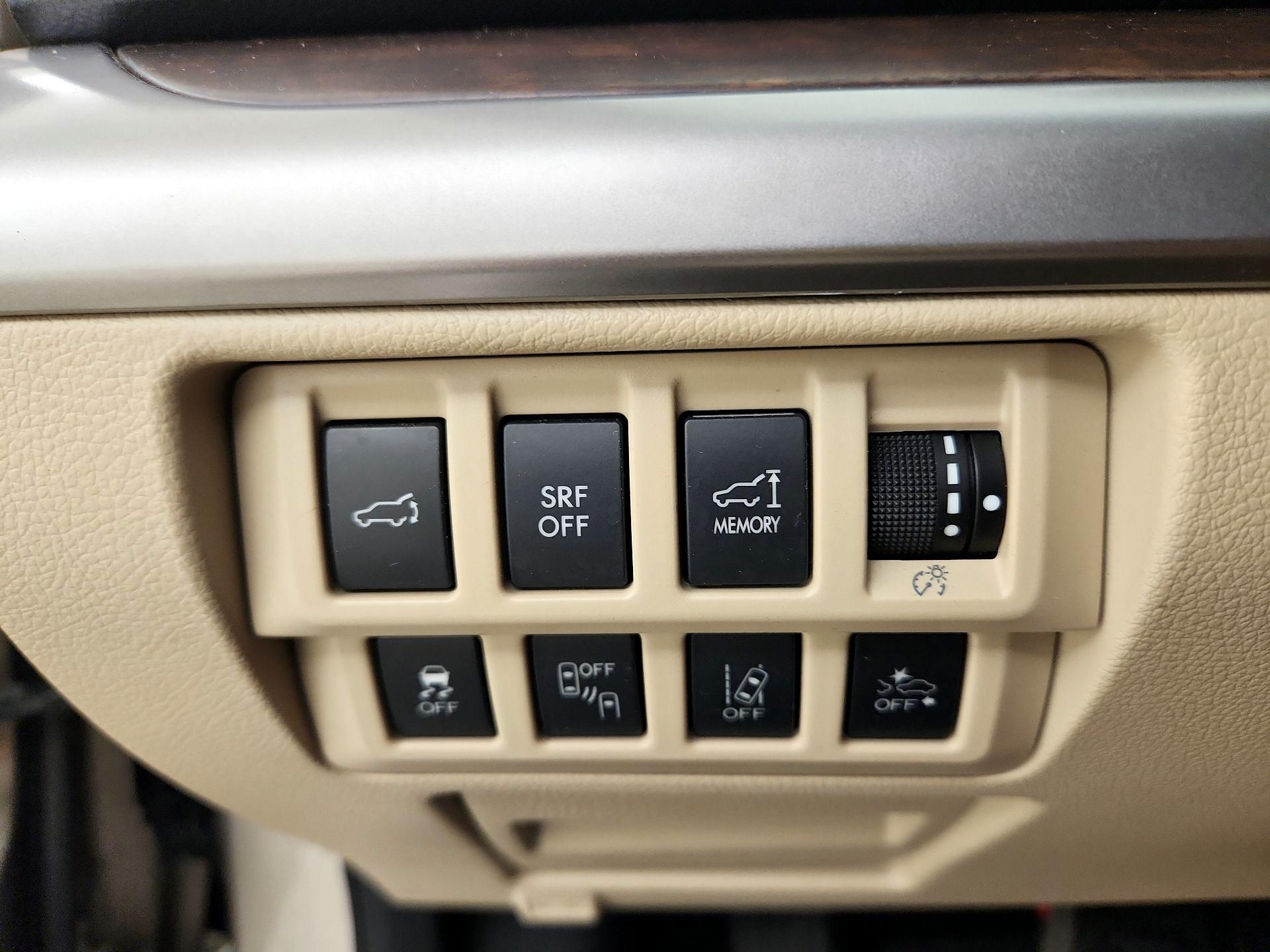 Thumbnail: 2015 Subaru Outback - 13