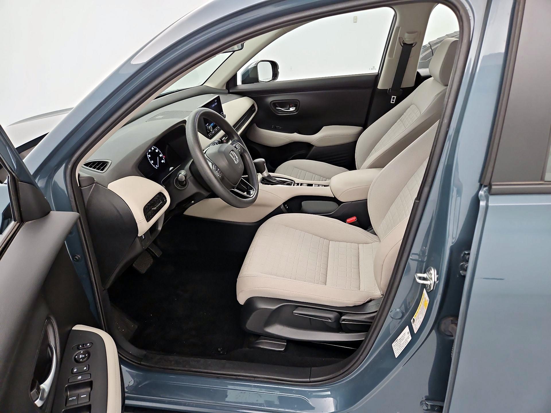 Thumbnail: 2025 Honda HR-V - 11