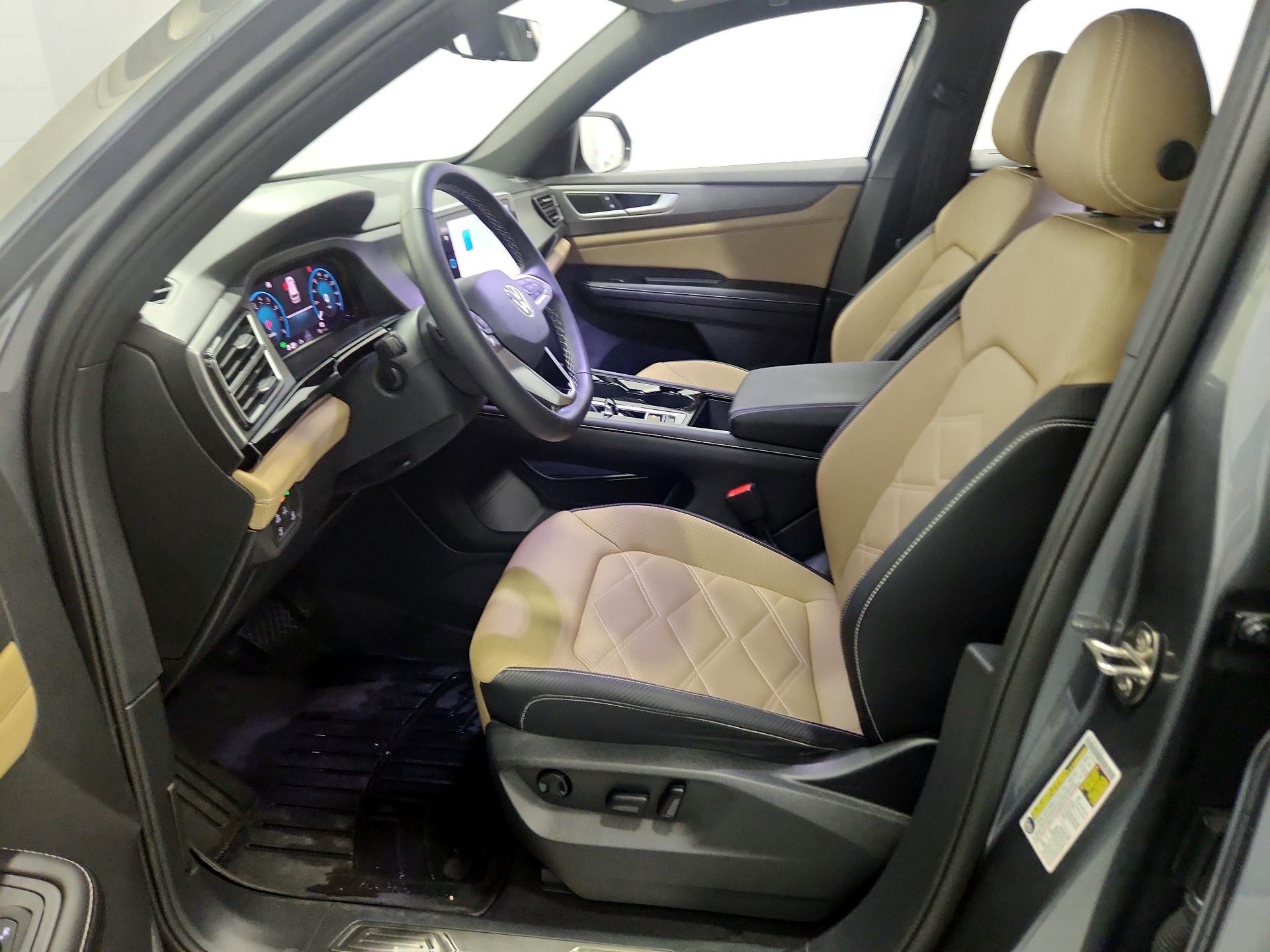 Thumbnail: 2024 Volkswagen Atlas - 11