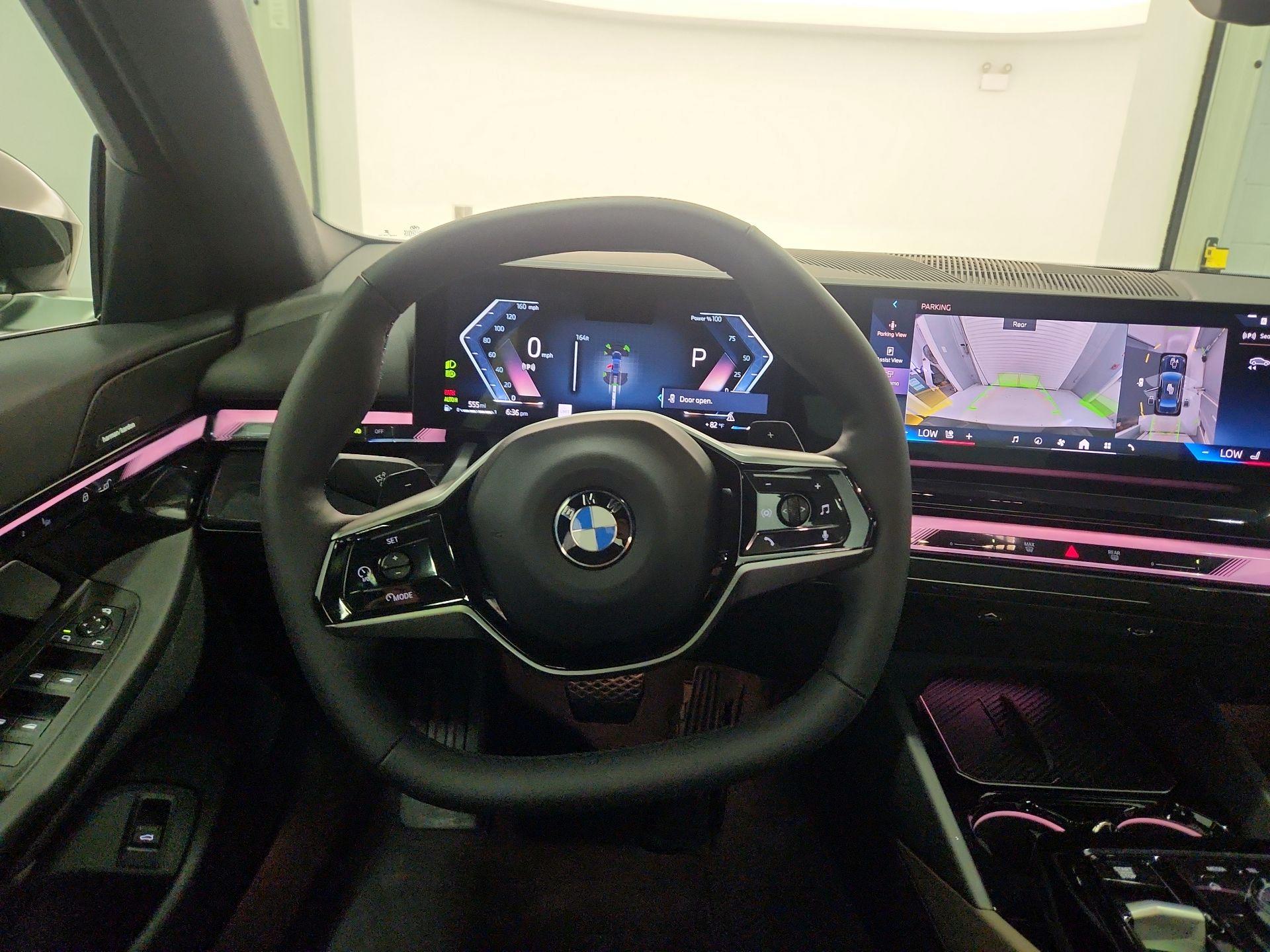 Thumbnail: 2025 BMW 5 Series - 10