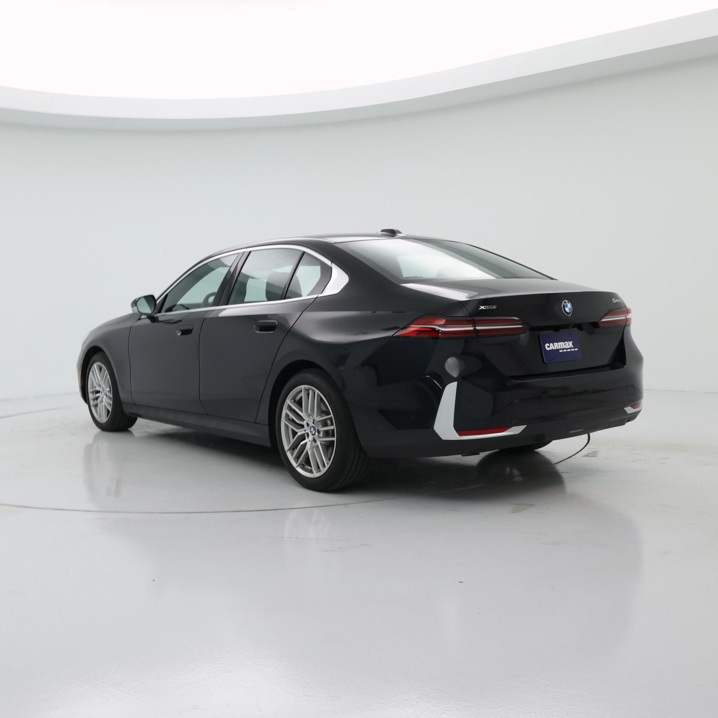 Thumbnail: 2025 BMW 5 Series - 2