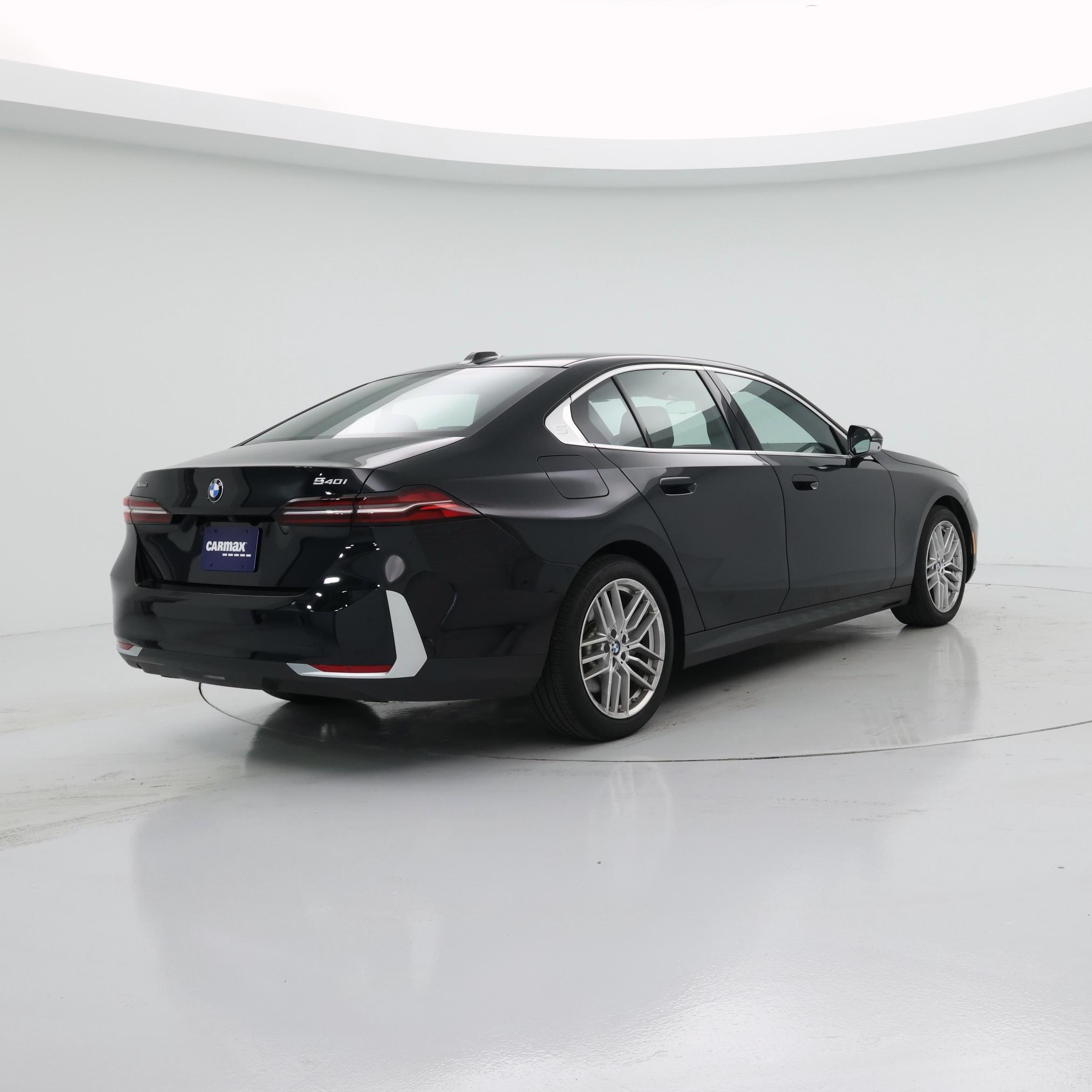 Thumbnail: 2025 BMW 5 Series - 8