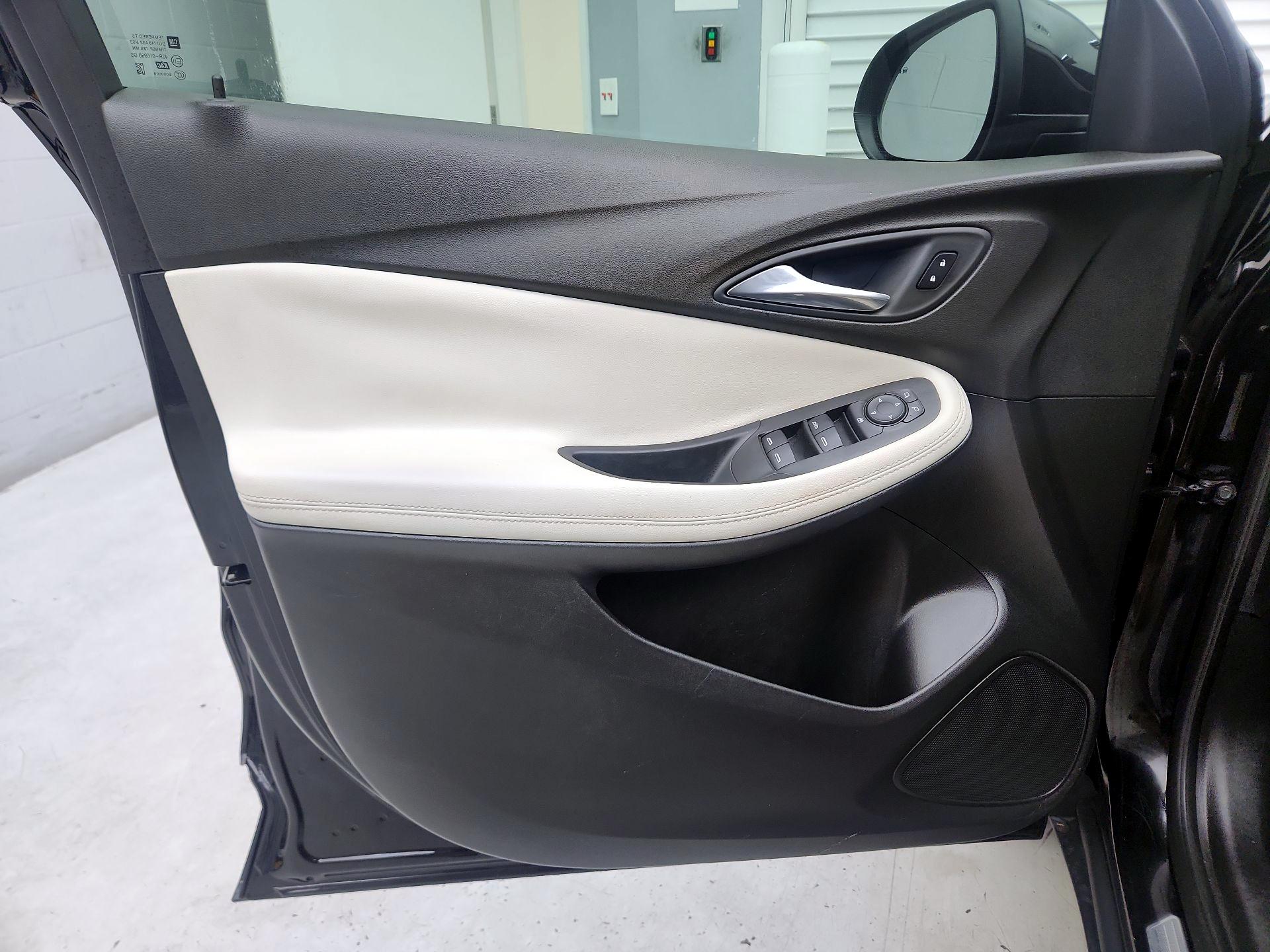 Thumbnail: 2021 Buick Encore GX - 12
