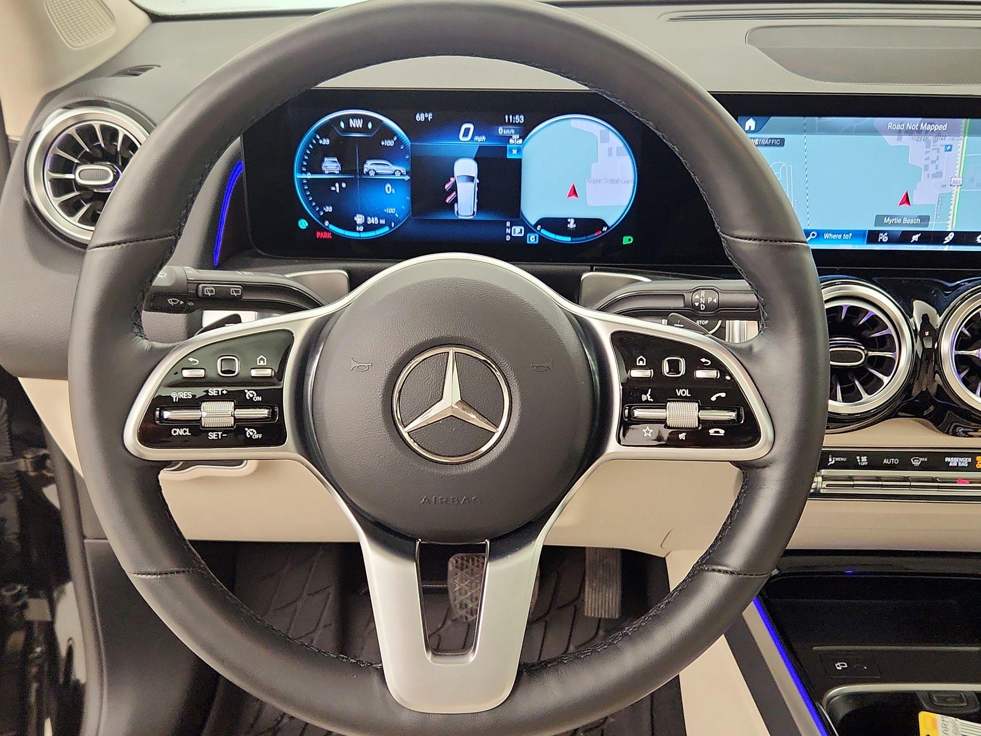 Thumbnail: 2023 Mercedes-Benz GLB - 10