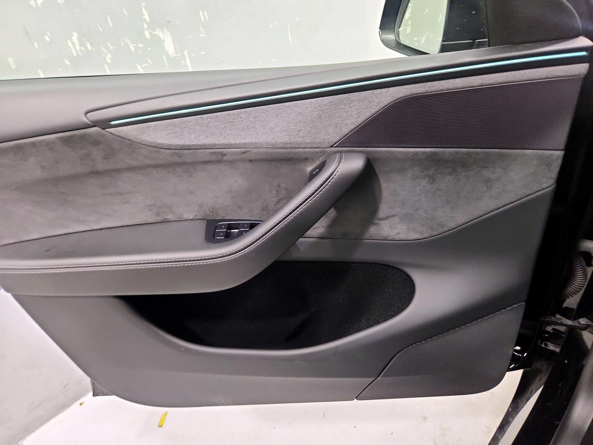 Thumbnail: 2026 Tesla Model Y - 12