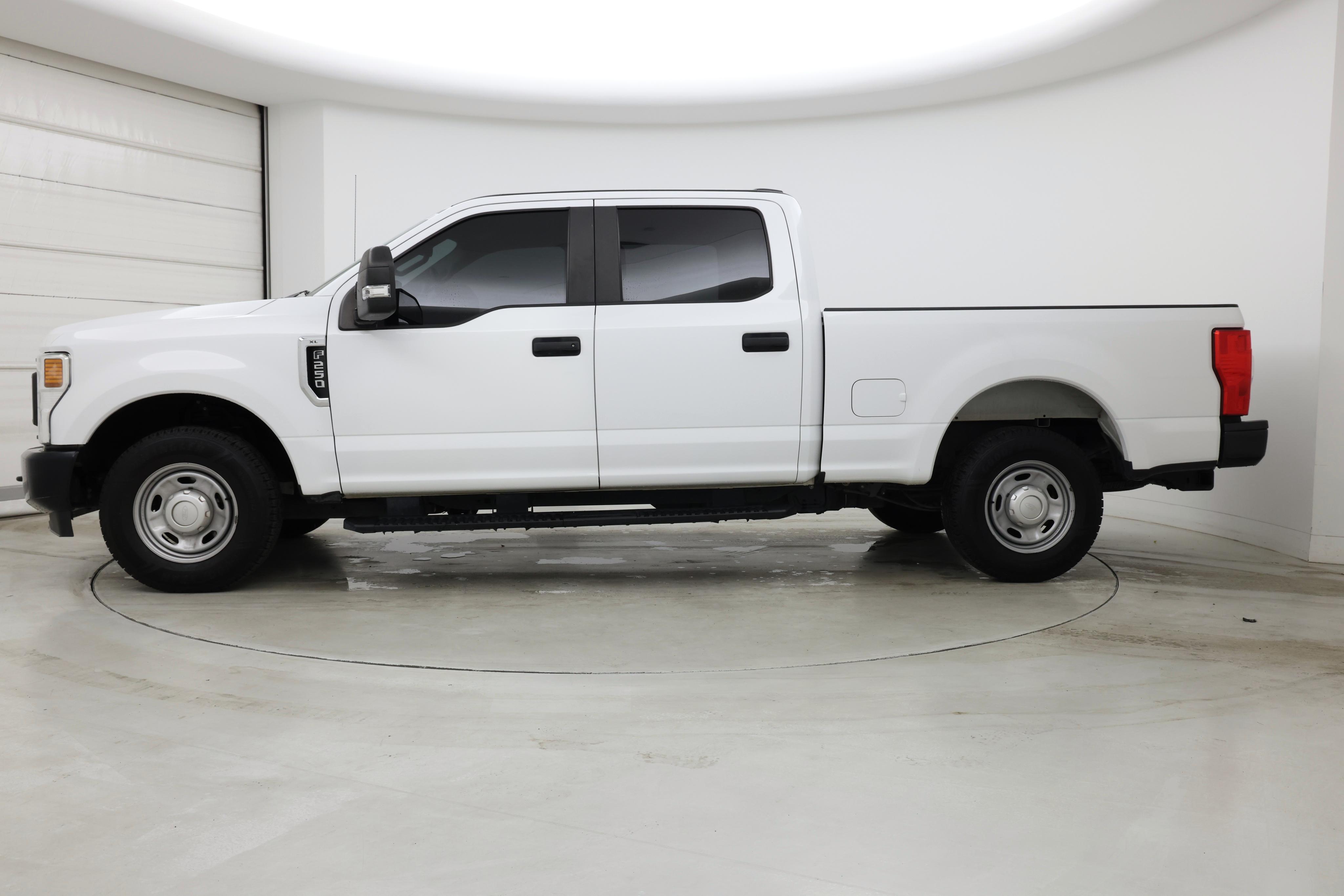 Thumbnail: 2020 Ford F-250 - 3