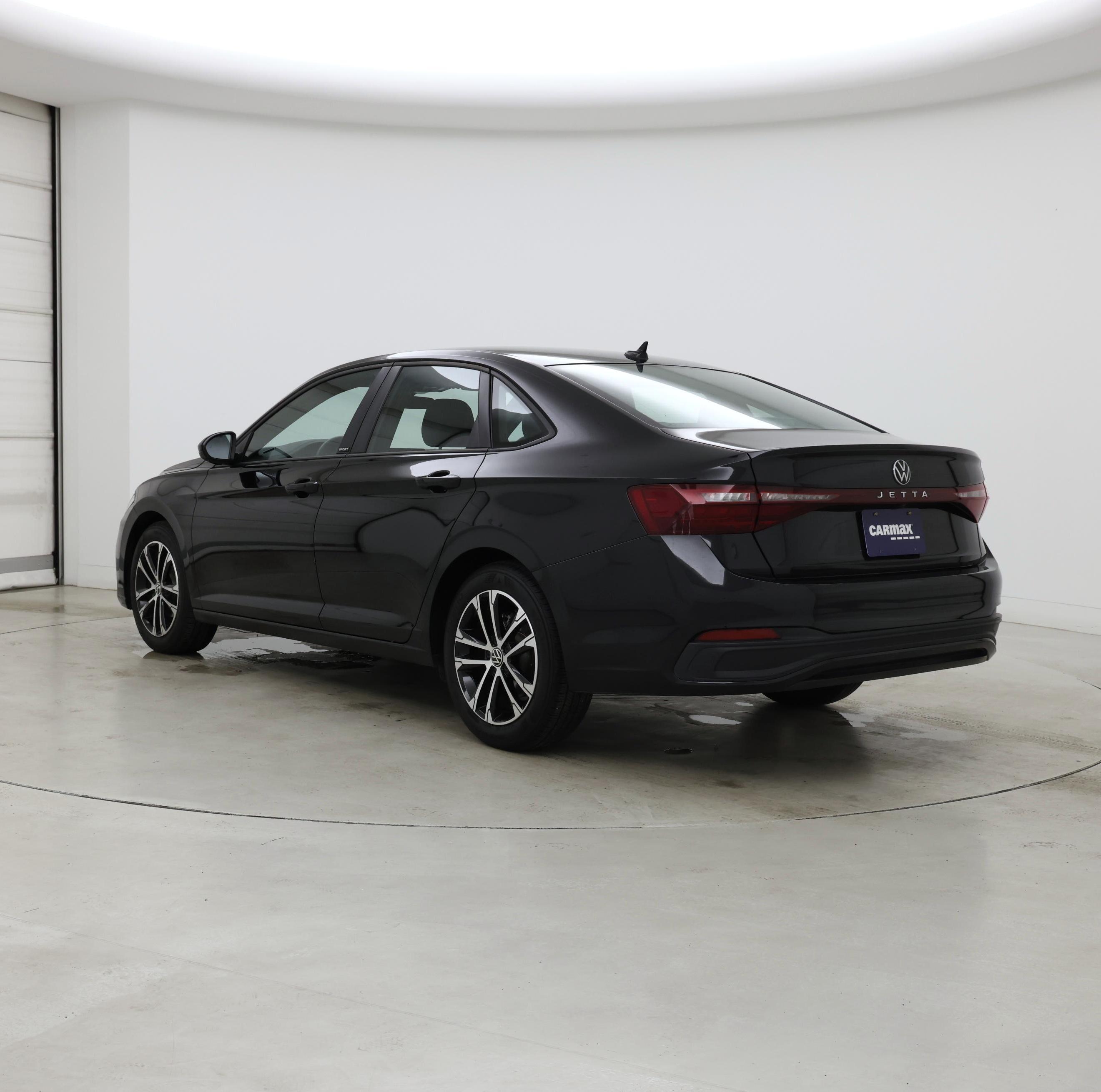 Thumbnail: 2025 Volkswagen Jetta - 2