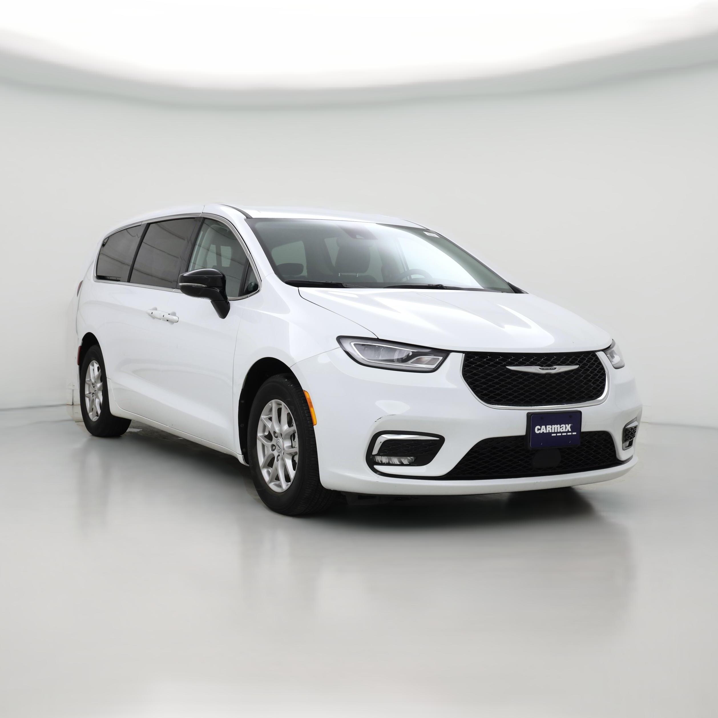 Thumbnail: 2024 Chrysler Pacifica - 1