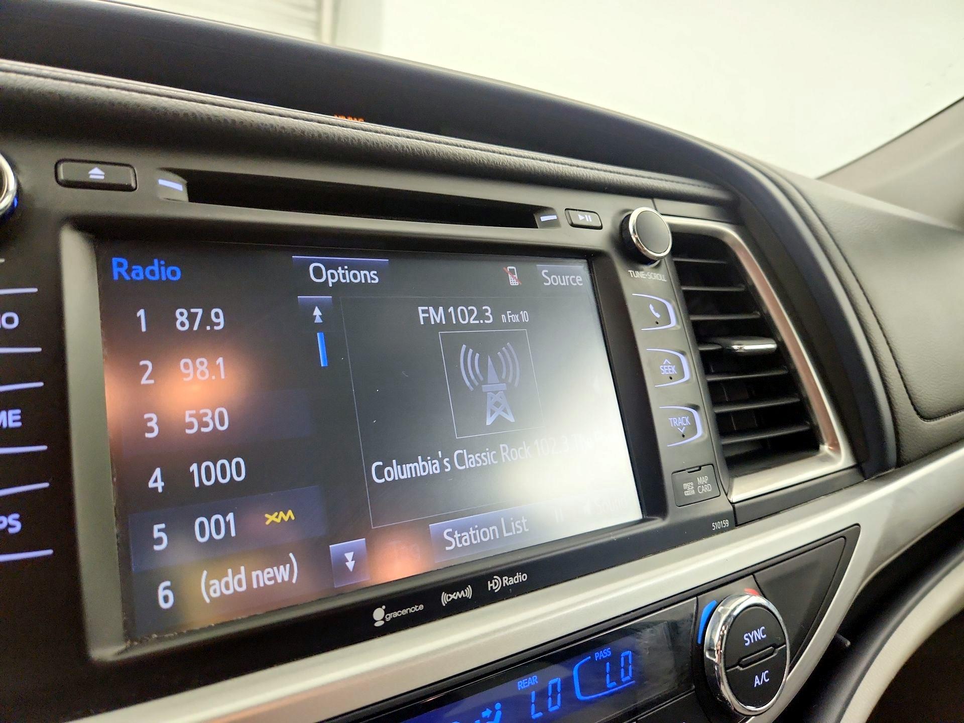 Thumbnail: 2016 Toyota Highlander - 13