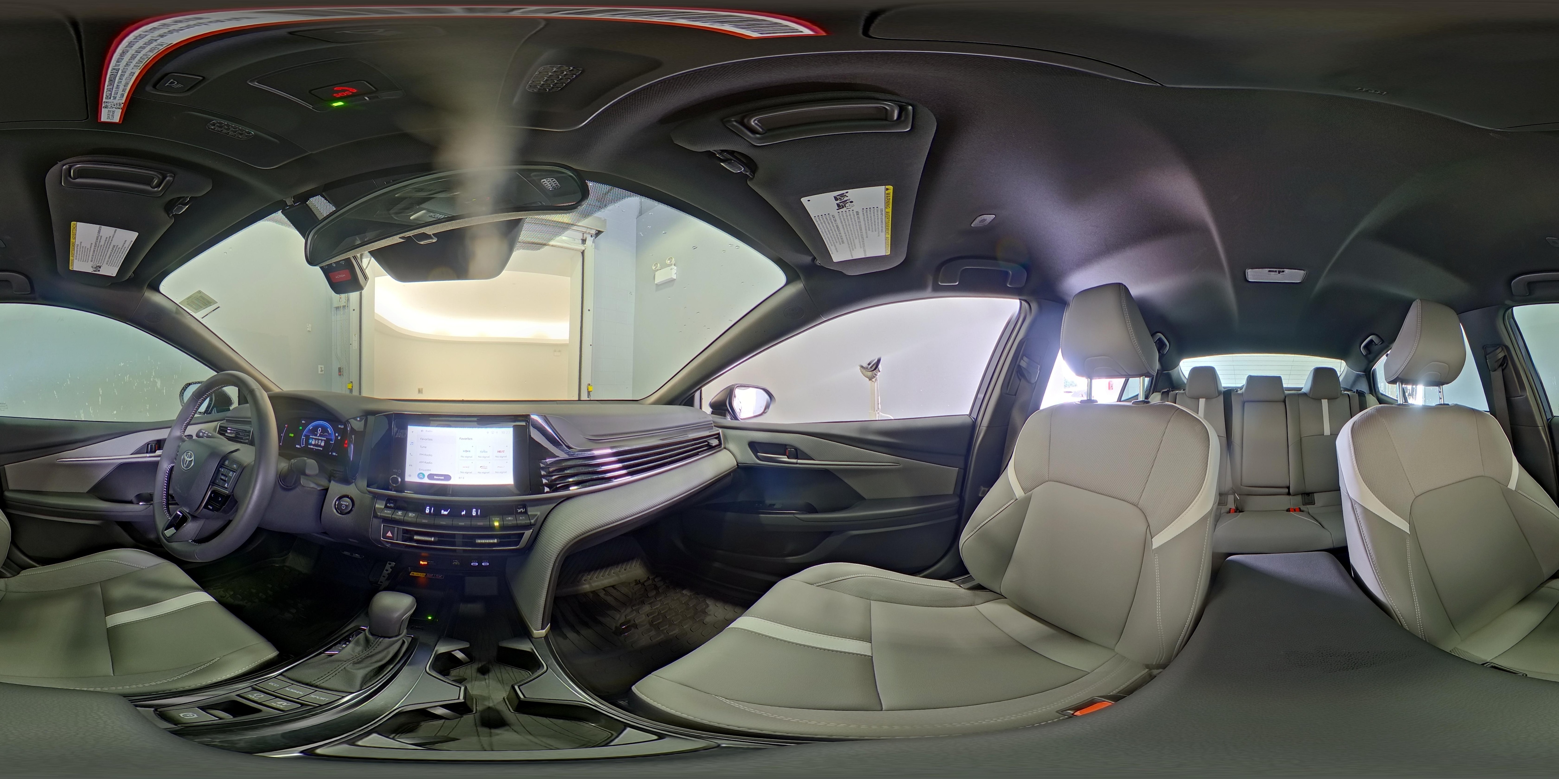 2025 Toyota Camry SE - Photo 25