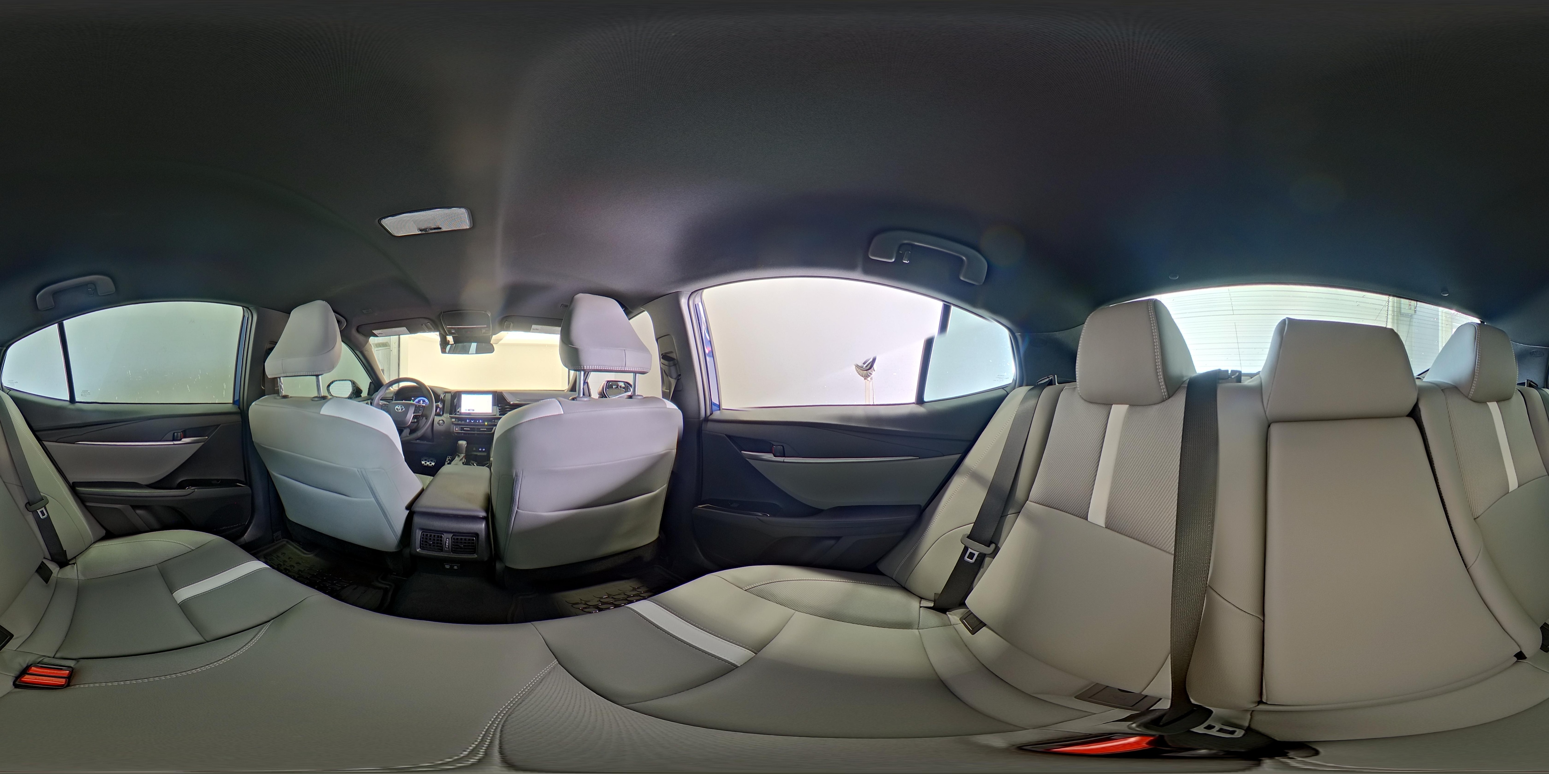 2025 Toyota Camry SE - Photo 26