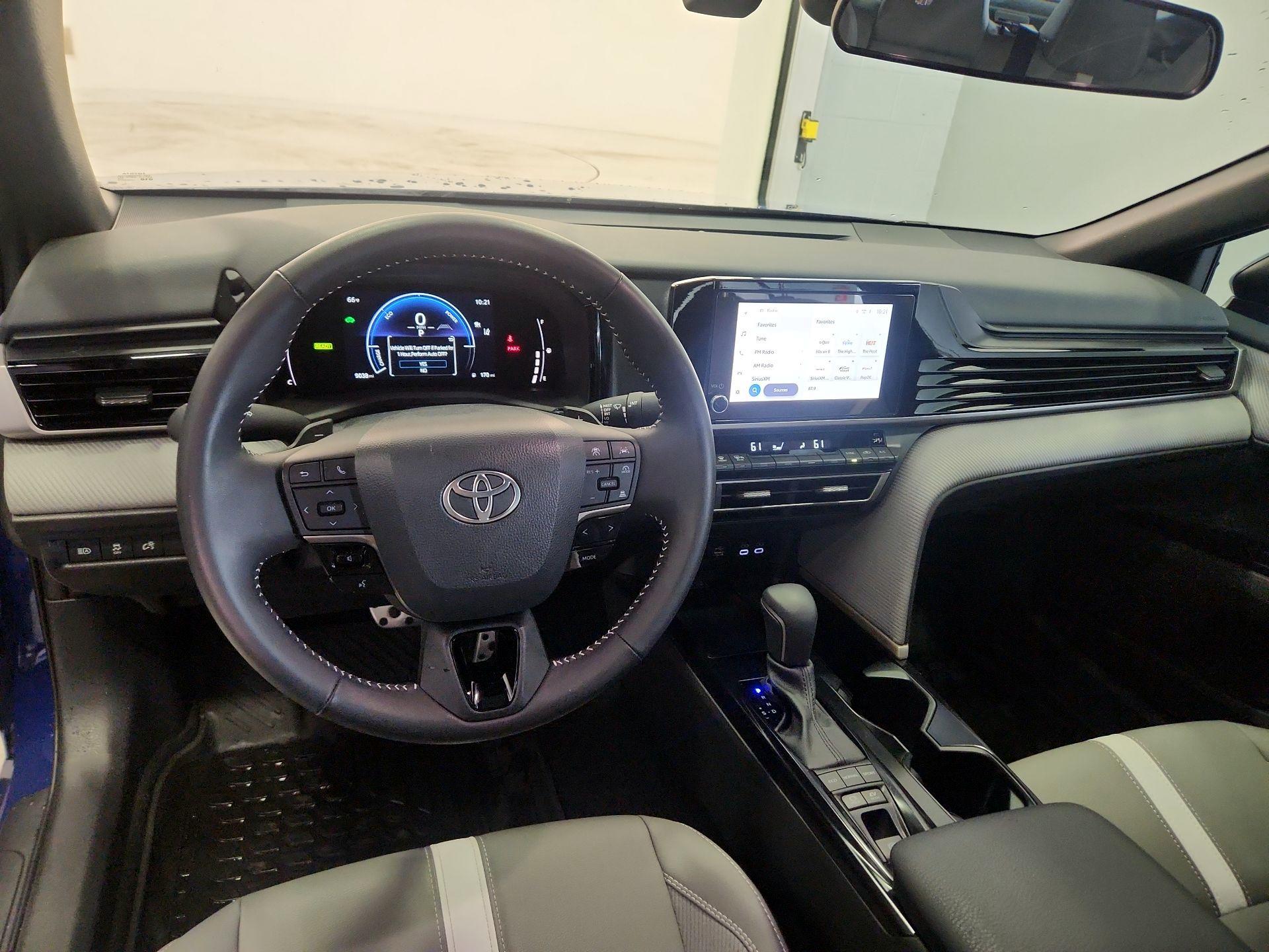 Thumbnail: 2025 Toyota Camry - 9