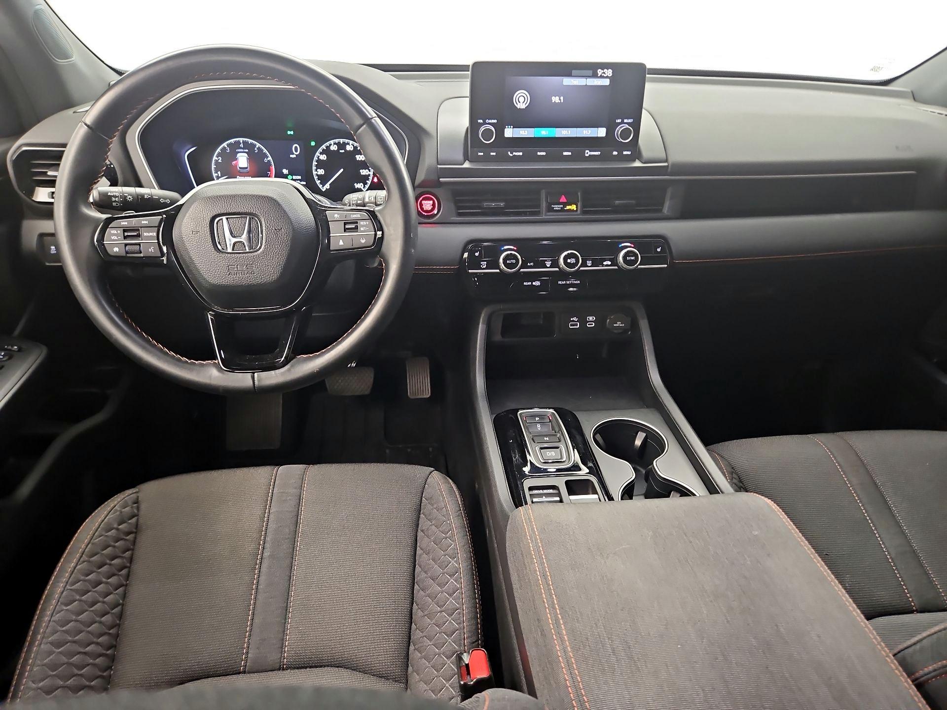 Thumbnail: 2023 Honda Pilot - 9