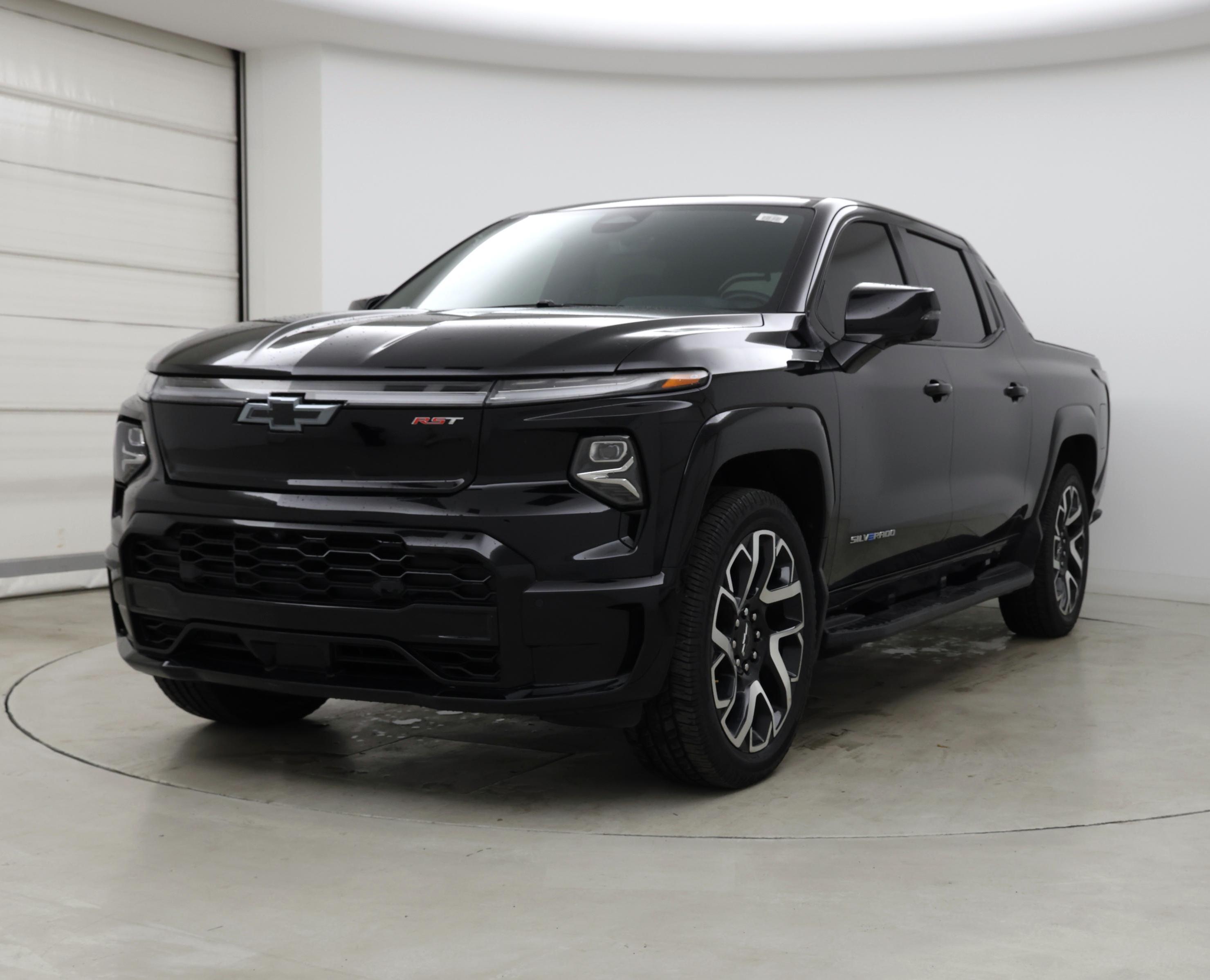 Thumbnail: 2024 Chevrolet Silverado EV - 4
