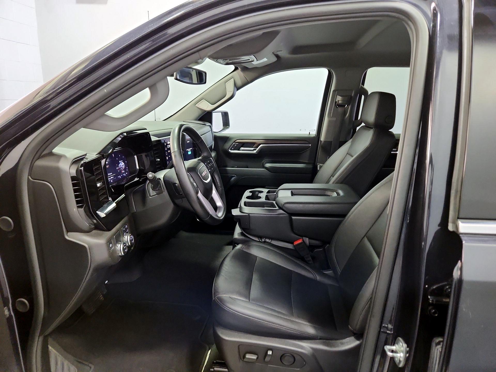 Thumbnail: 2025 GMC Sierra 1500 - 11