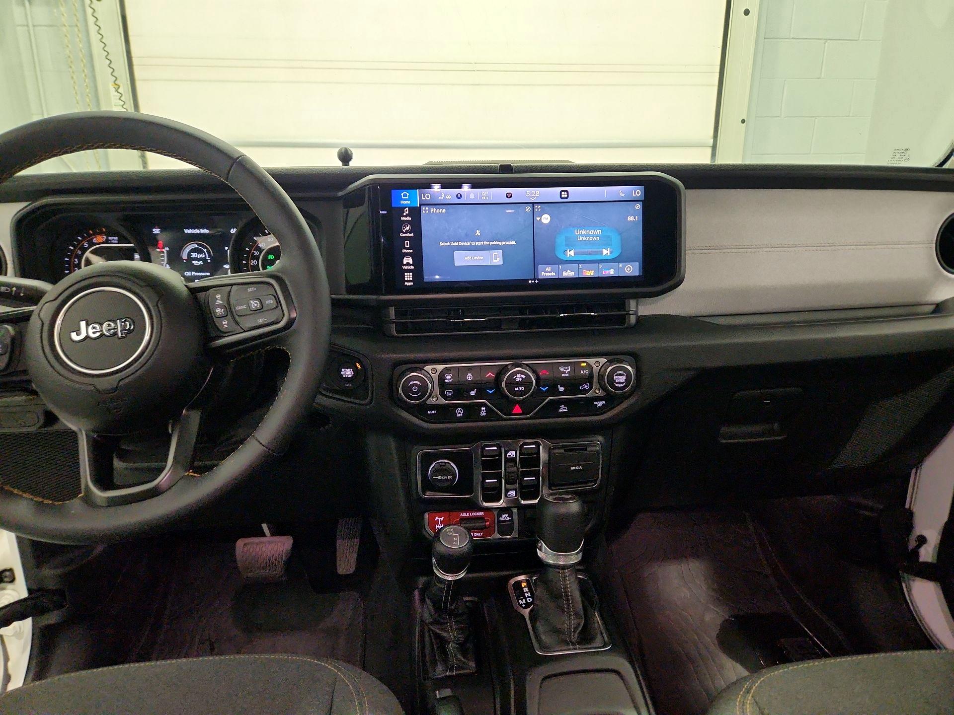 Thumbnail: 2024 Jeep Wrangler - 9