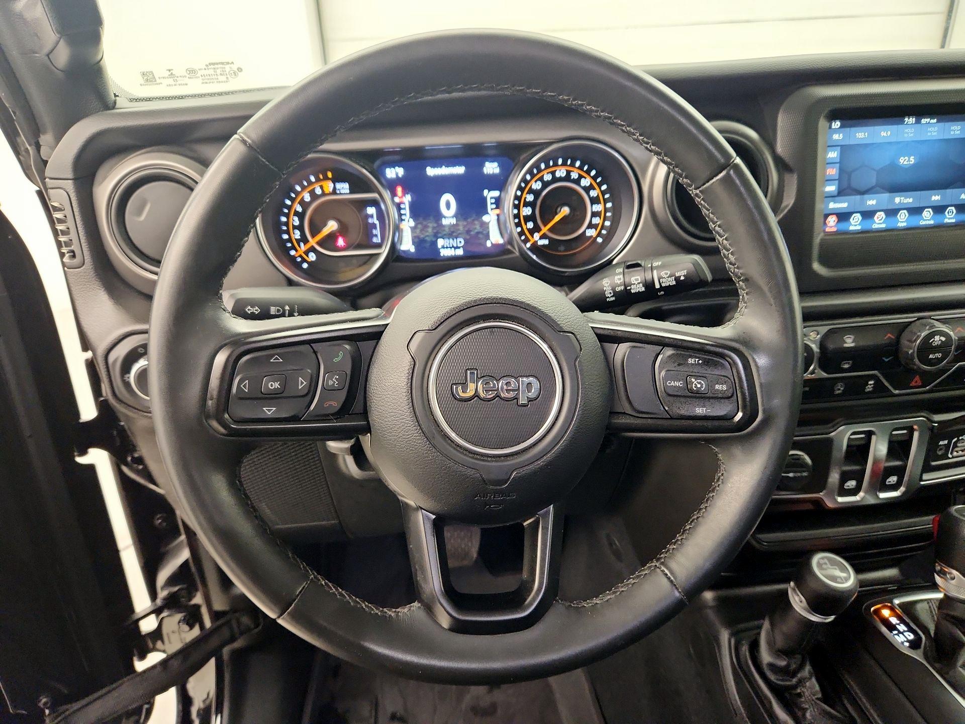 Thumbnail: 2022 Jeep Wrangler - 10