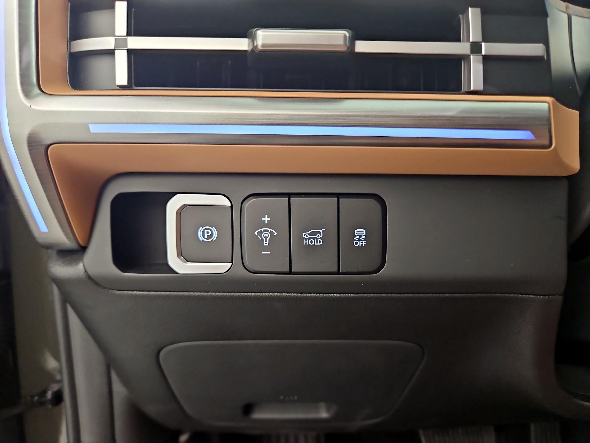 Thumbnail: 2024 Hyundai Santa Fe - 13