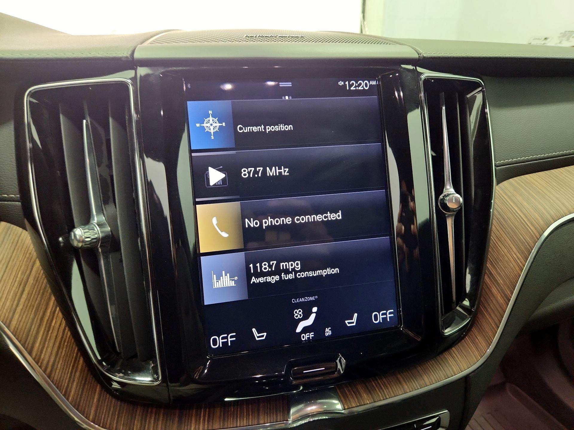 Thumbnail: 2020 Volvo XC60 - 15