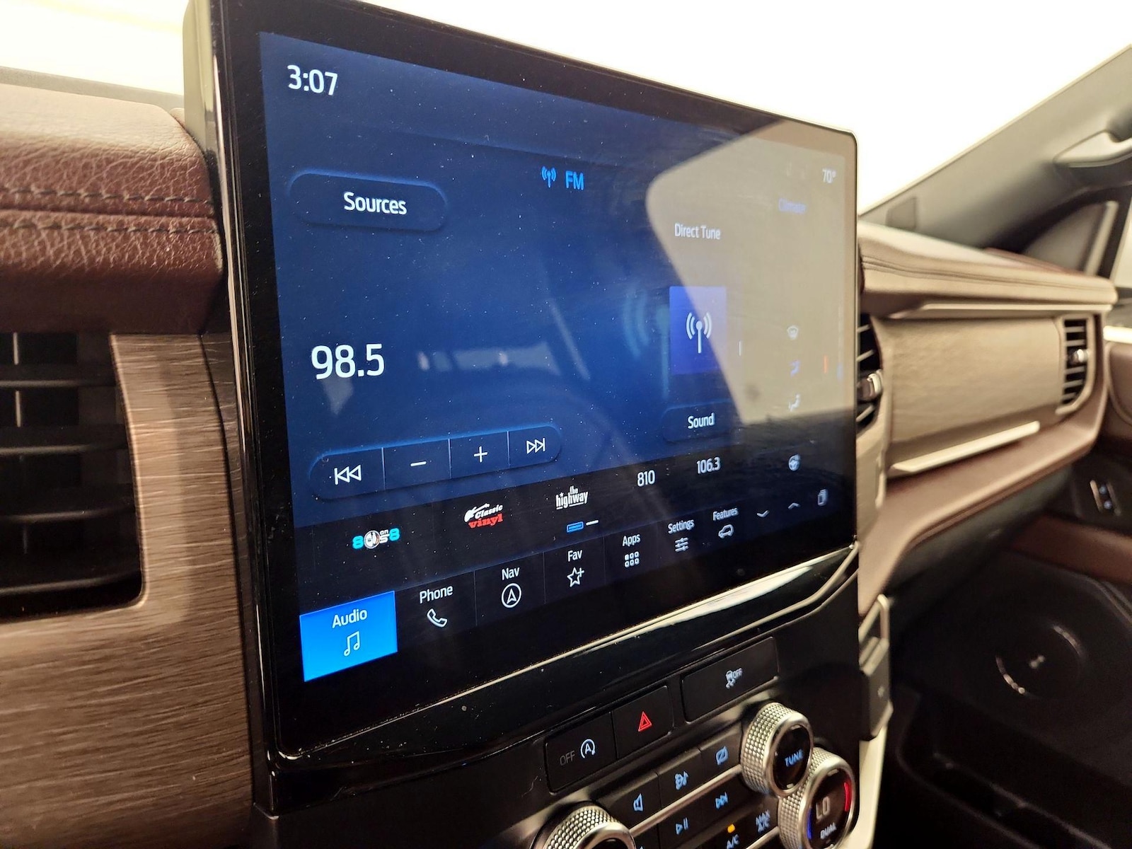 2024 Ford Expedition Limited - Photo 17