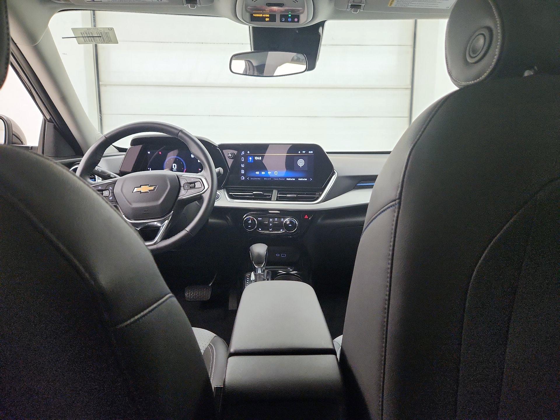 Thumbnail: 2025 Chevrolet Trax - 9