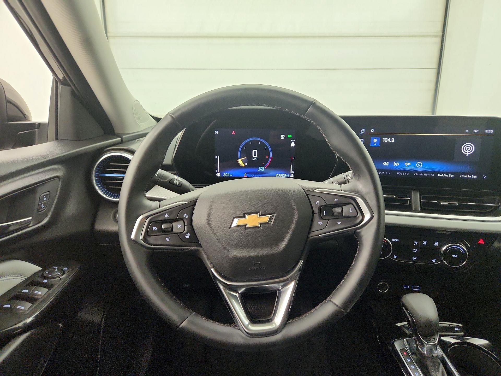 Thumbnail: 2025 Chevrolet Trax - 10
