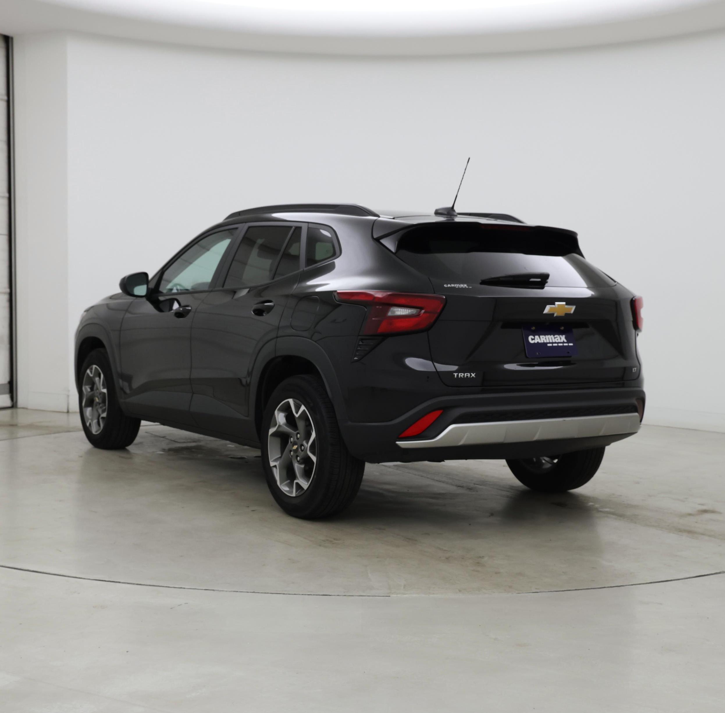 Thumbnail: 2025 Chevrolet Trax - 2