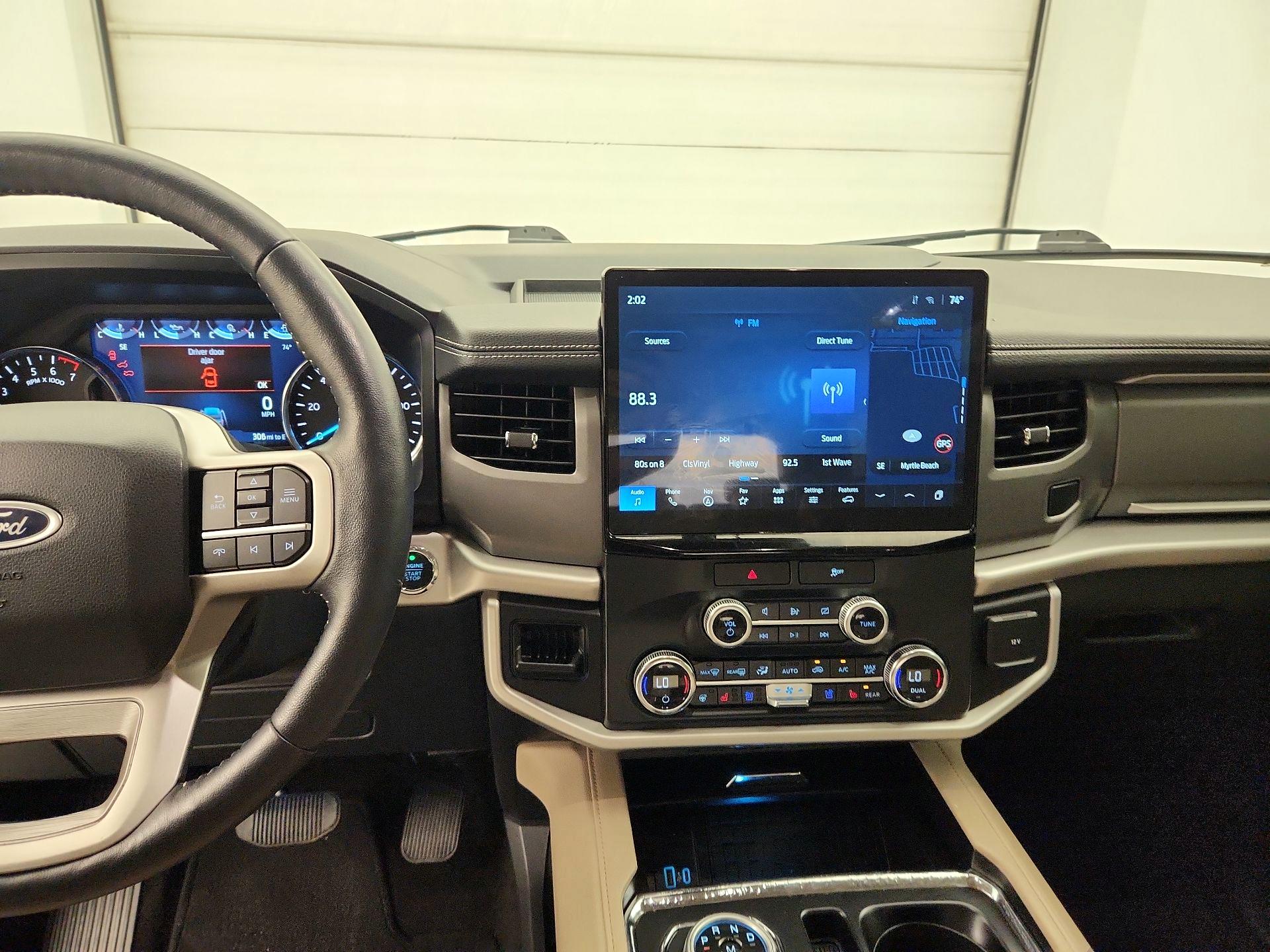 Thumbnail: 2022 Ford Expedition - 9