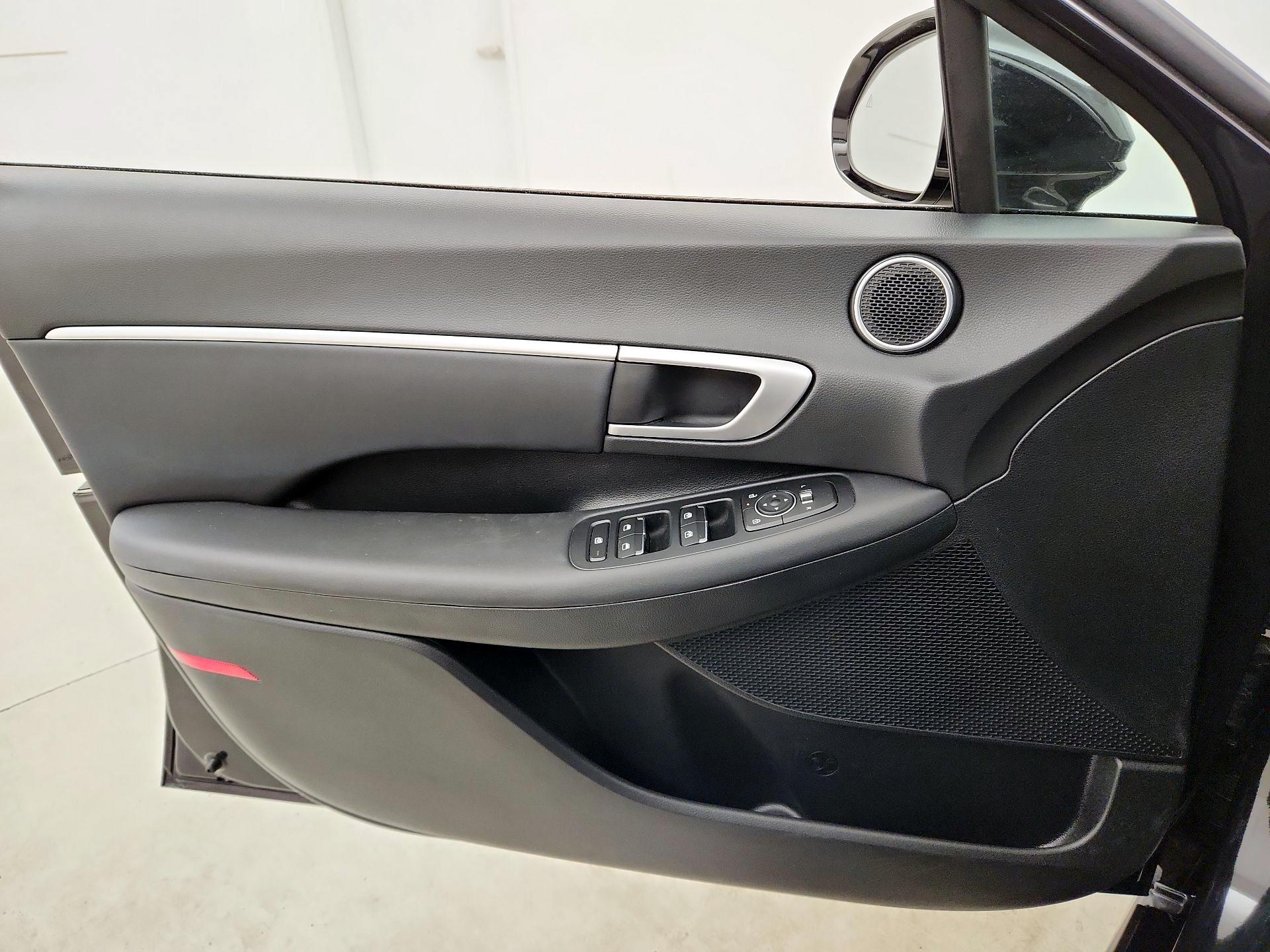 Thumbnail: 2025 Hyundai Sonata - 12