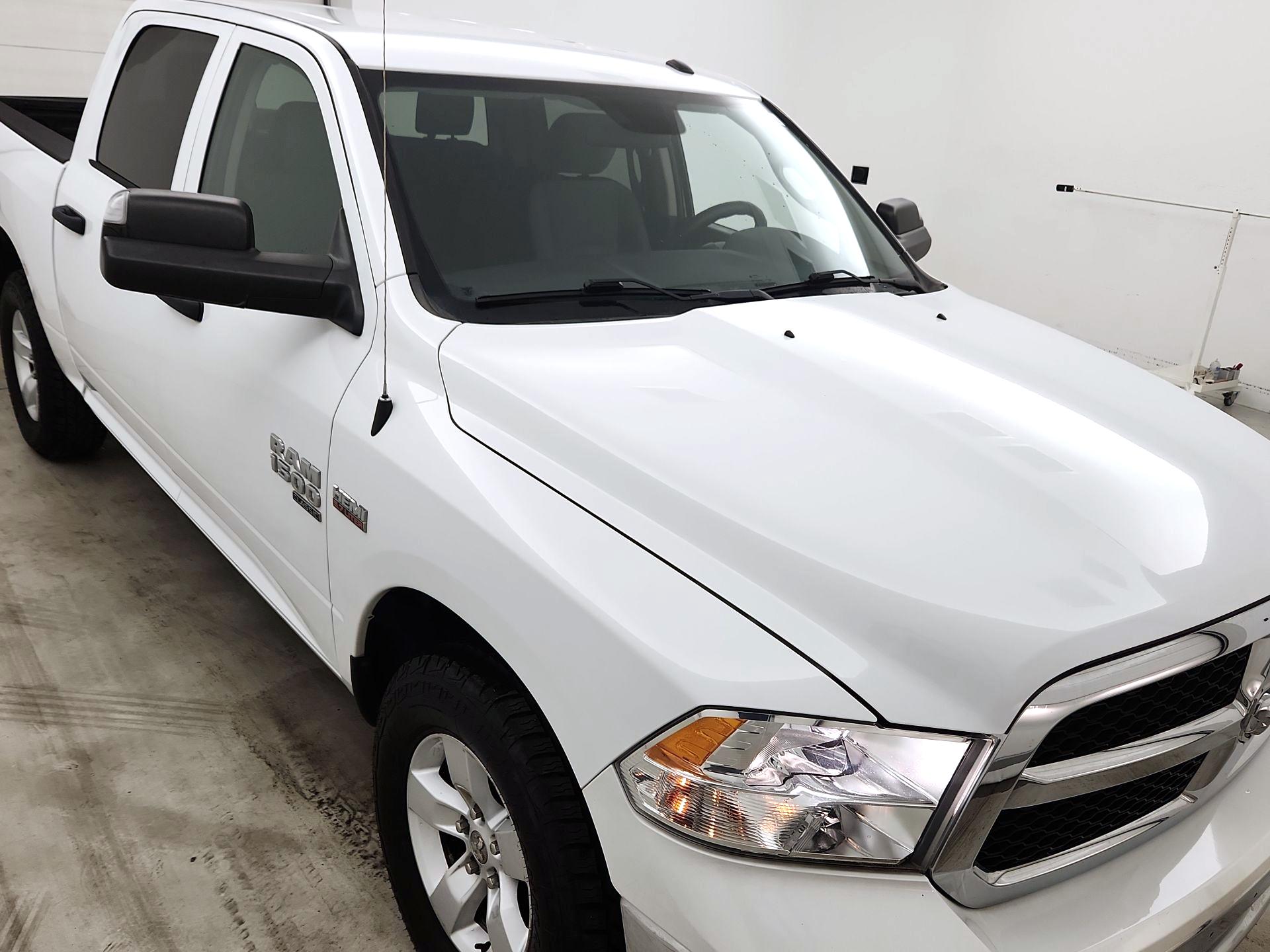 Thumbnail: 2022 RAM 1500 Classic - 1