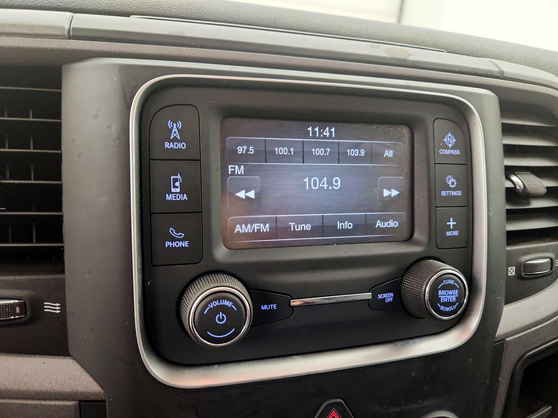 Thumbnail: 2022 RAM 1500 Classic - 13