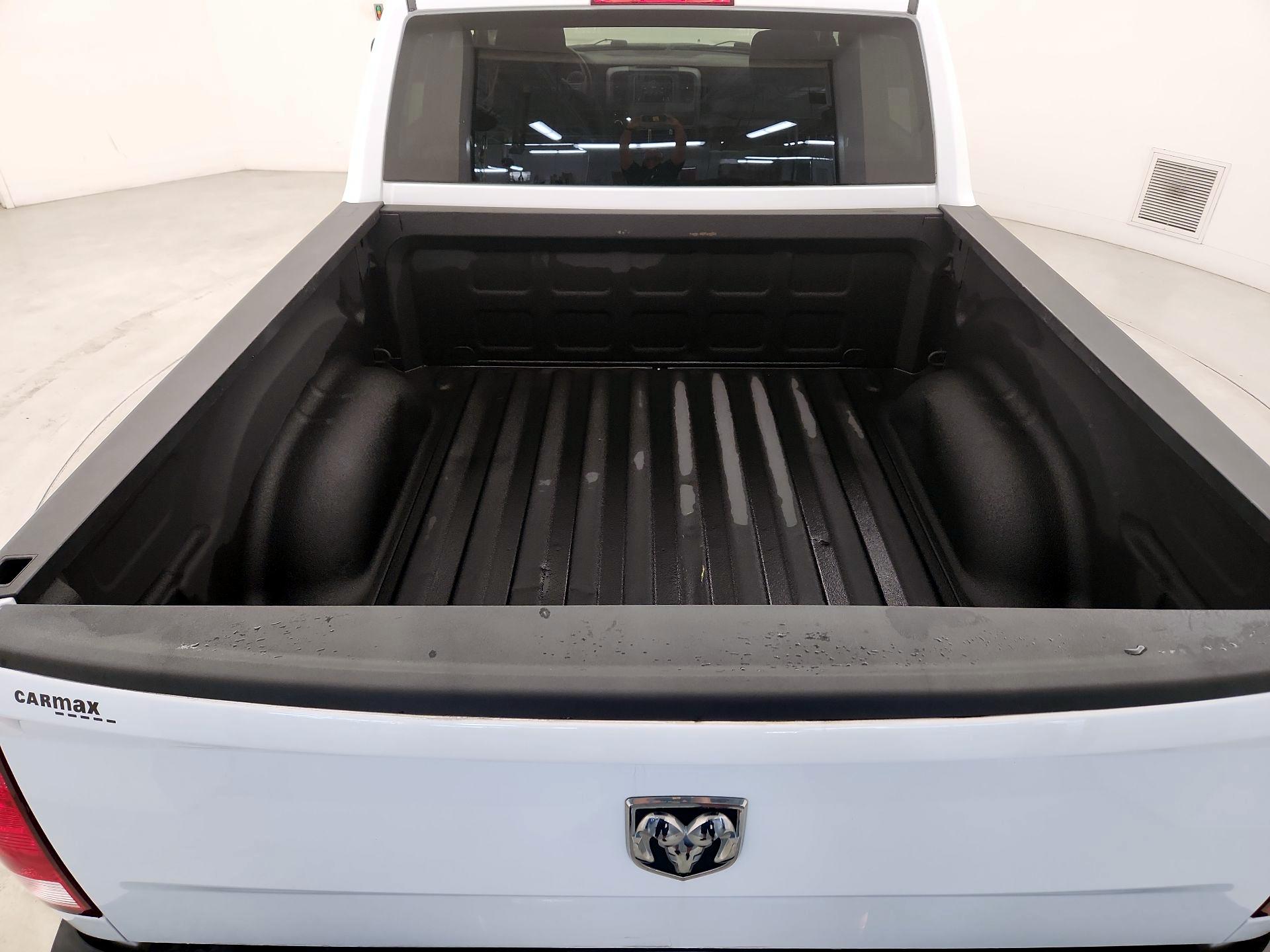 Thumbnail: 2022 RAM 1500 Classic - 18