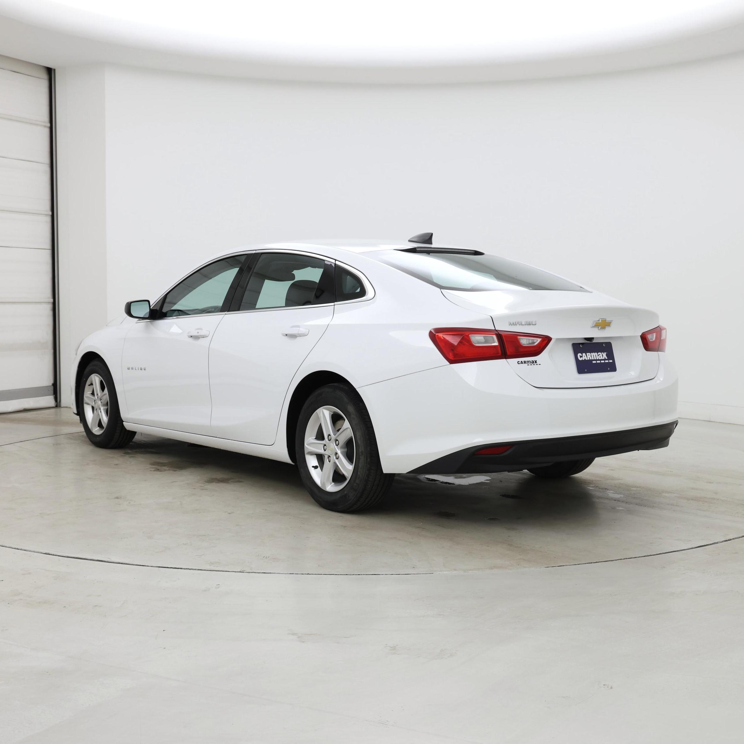 Thumbnail: 2023 Chevrolet Malibu - 2