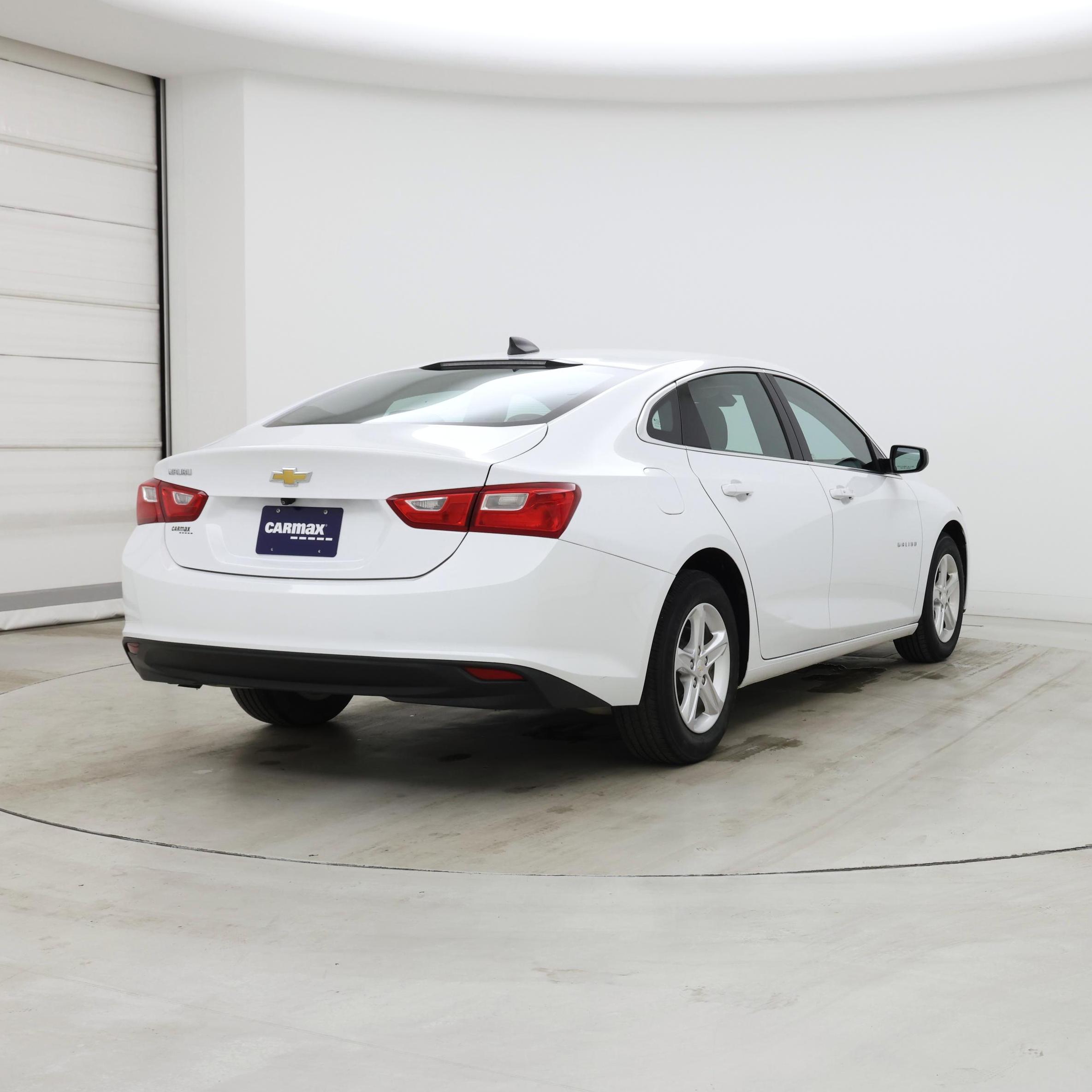 Thumbnail: 2023 Chevrolet Malibu - 8