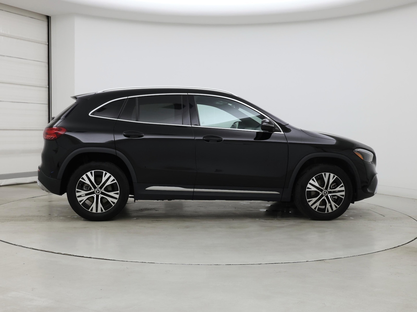 2025 Mercedes-Benz GLA GLA250 - Photo 8
