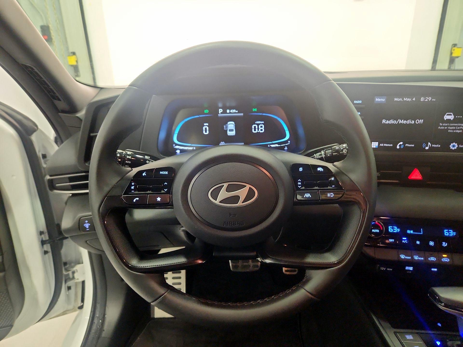 Thumbnail: 2025 Hyundai Elantra - 10