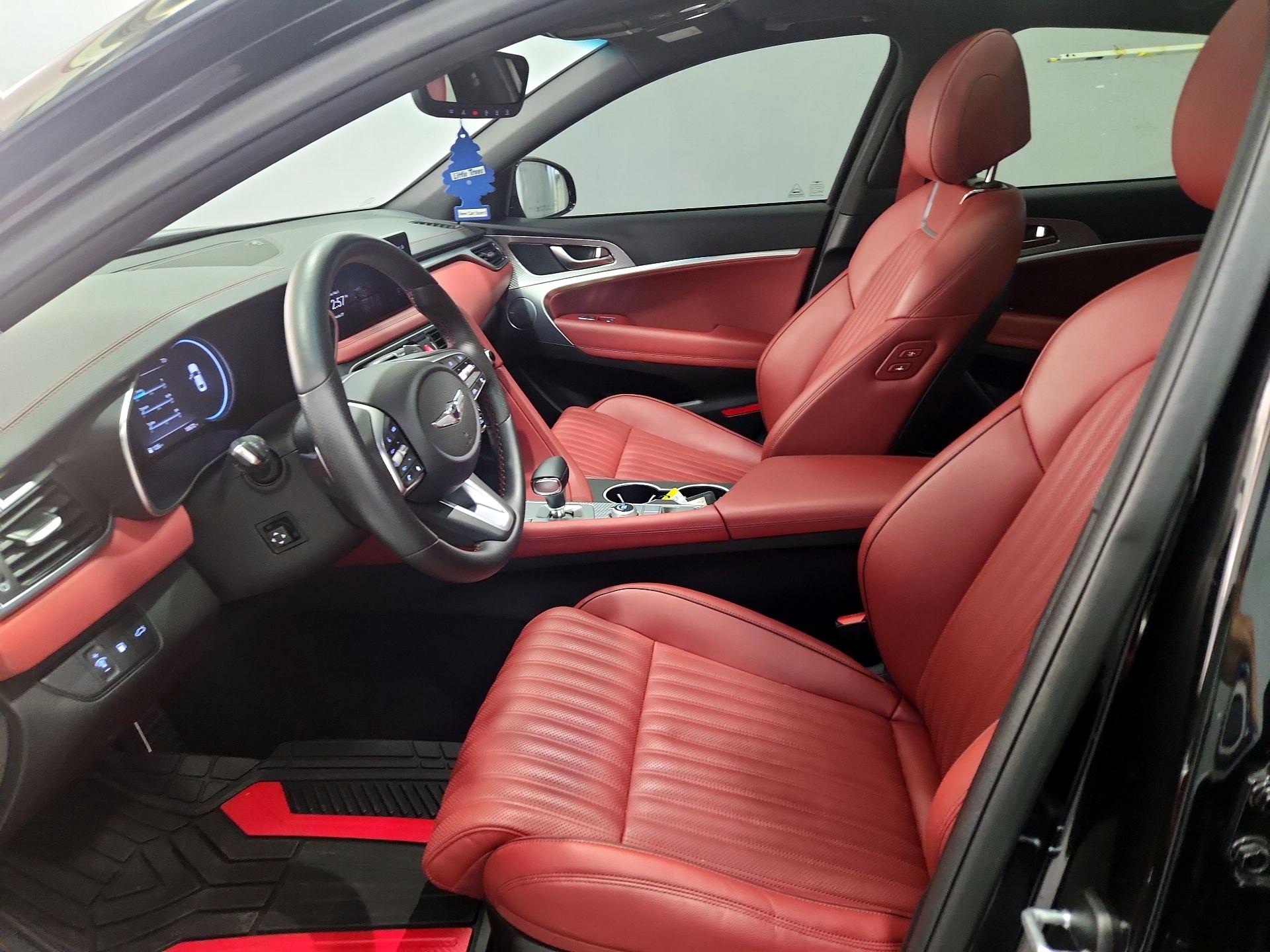 Thumbnail: 2023 Genesis G70 - 11