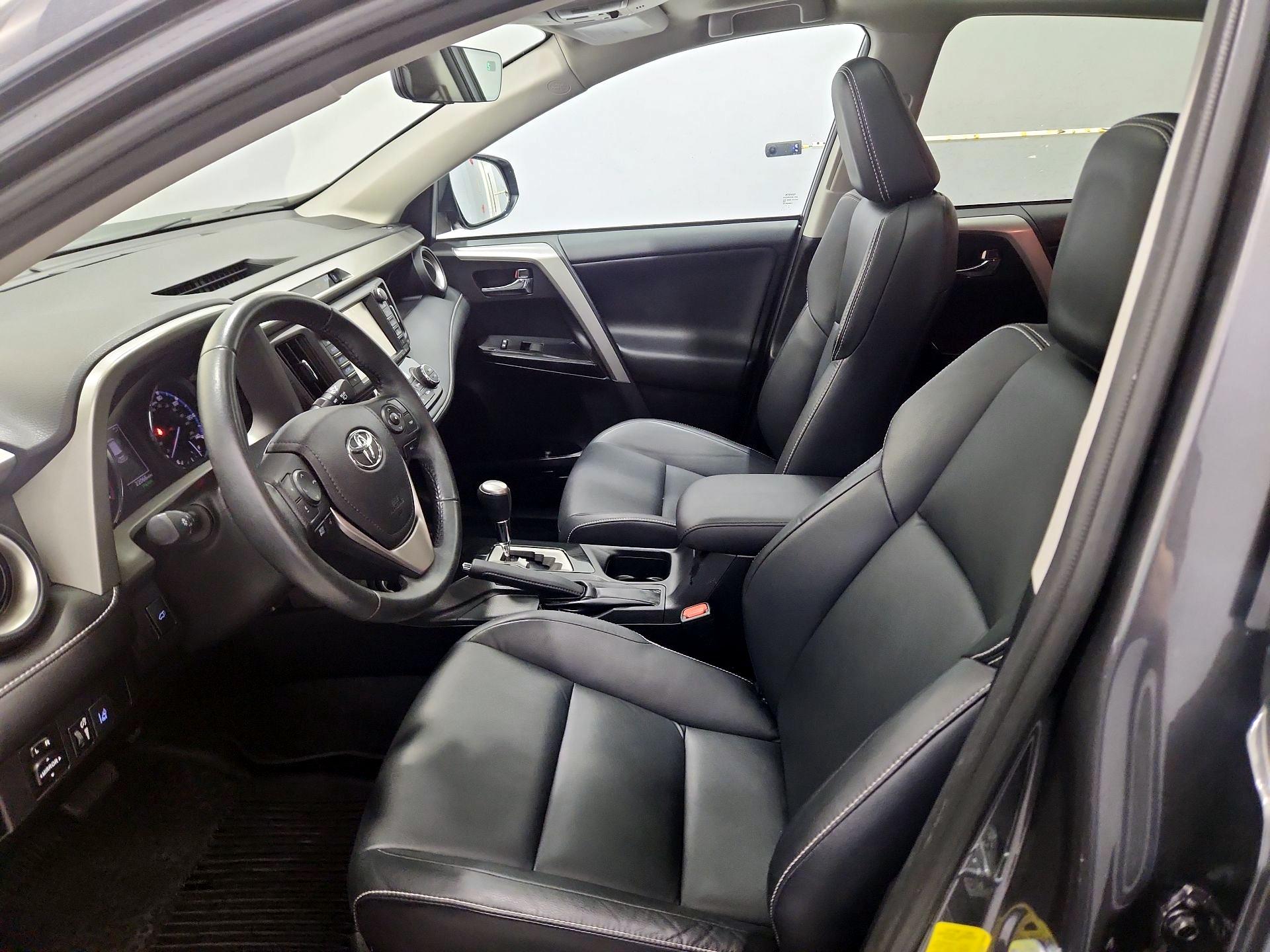 Thumbnail: 2017 Toyota RAV4 - 11