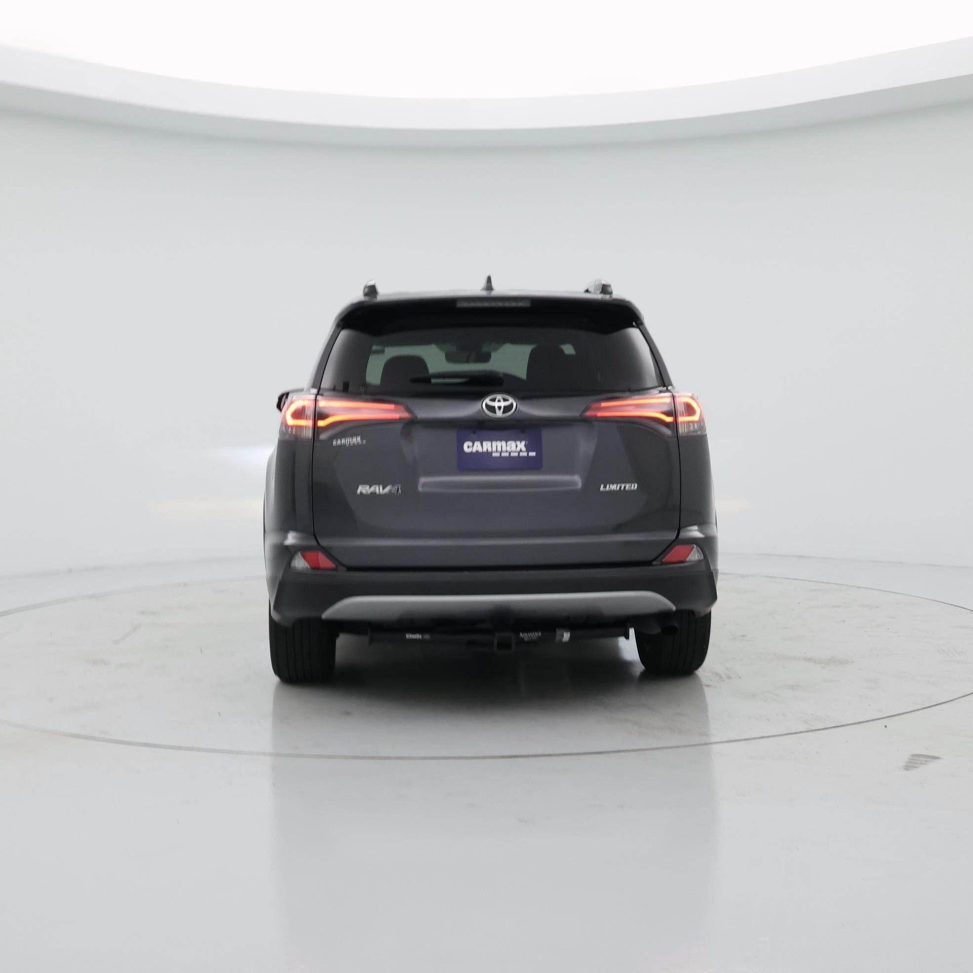 Thumbnail: 2017 Toyota RAV4 - 6