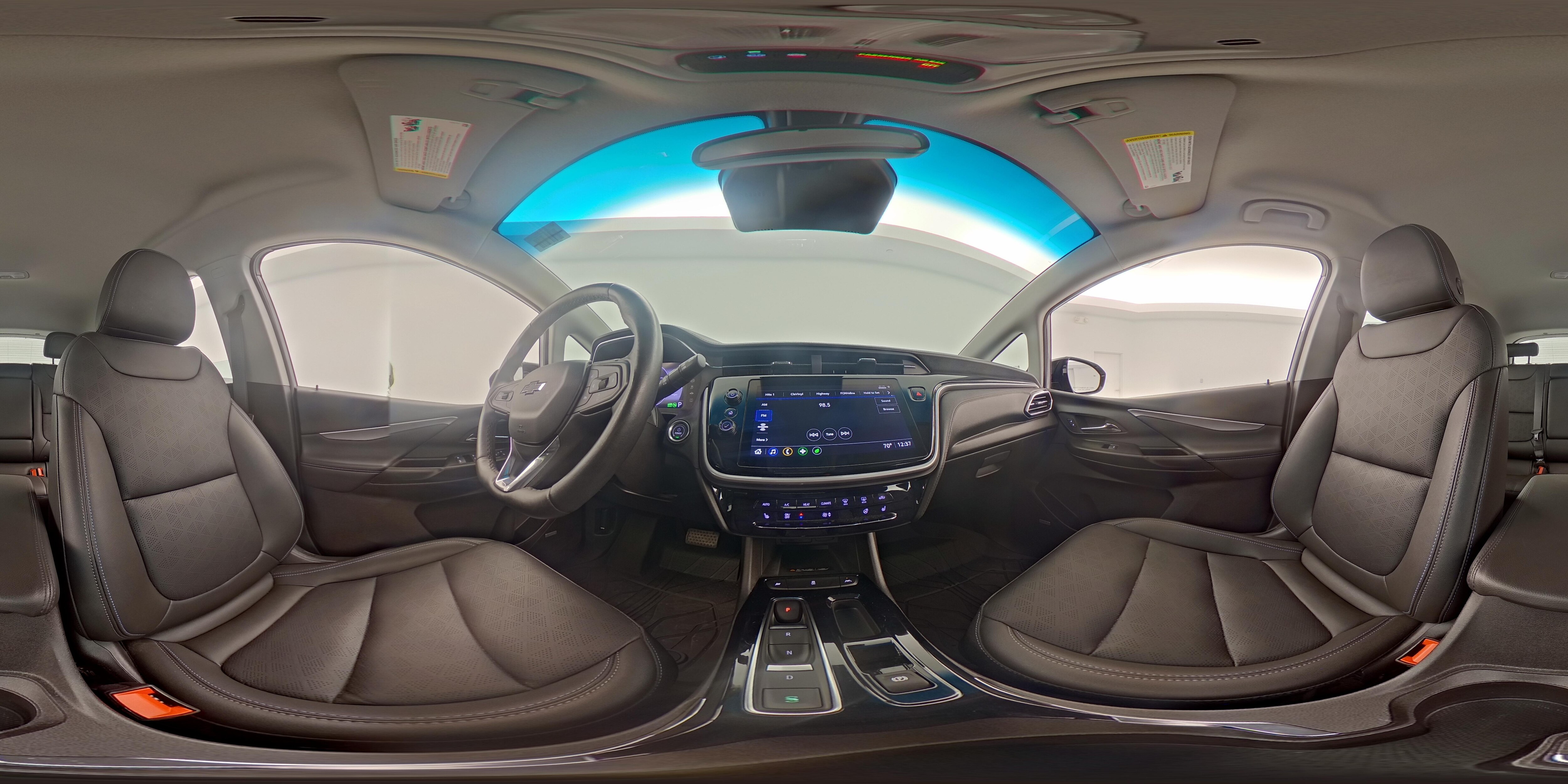 2023 Chevrolet Bolt EV 2LT - Photo 25