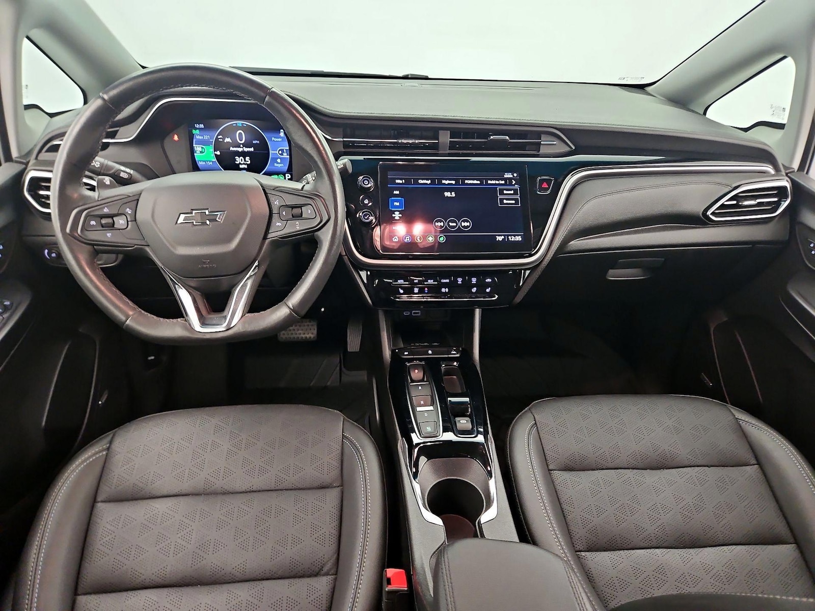2023 Chevrolet Bolt EV 2LT - Photo 10