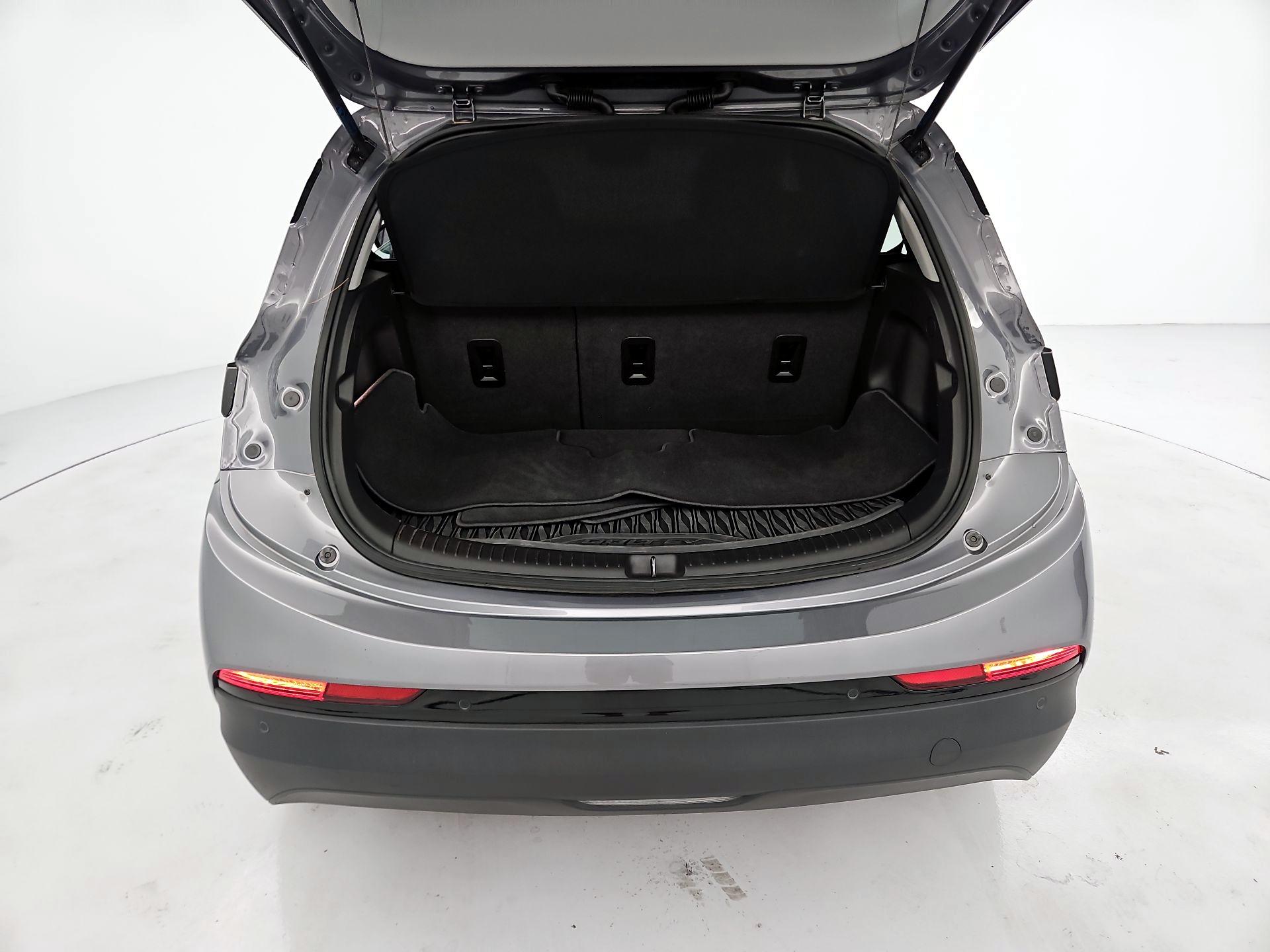 Thumbnail: 2023 Chevrolet Bolt EV - 20